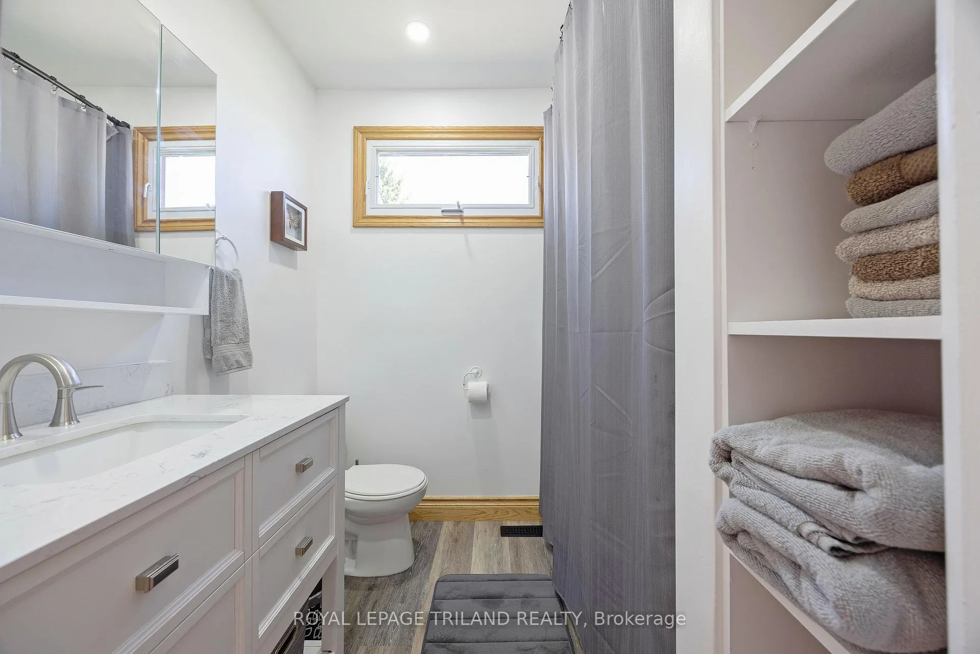 Photo 17 of 166 Minnie Street, Thames Centre, Rural Thames Centre — HOMEH