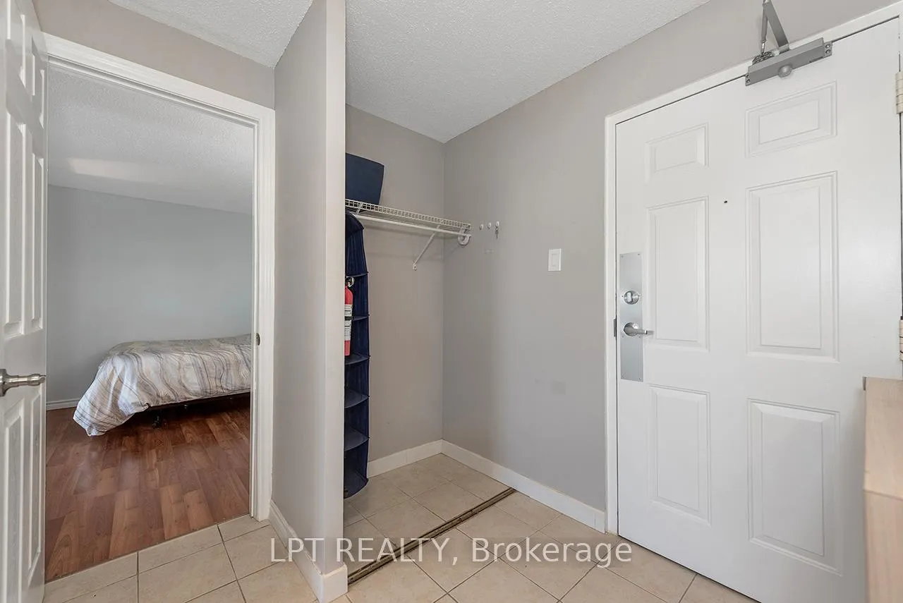 Photo 4 of Unit 302, 1445 Huron Street, London, East D — HOMEH