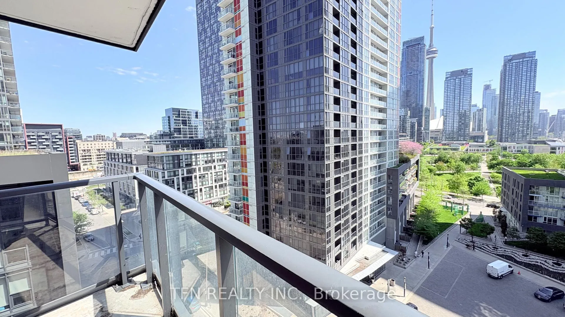 Photo 5 of Unit 1109, 70 Queens Wharf Road, Toronto, Waterfront Communities — HOMEH