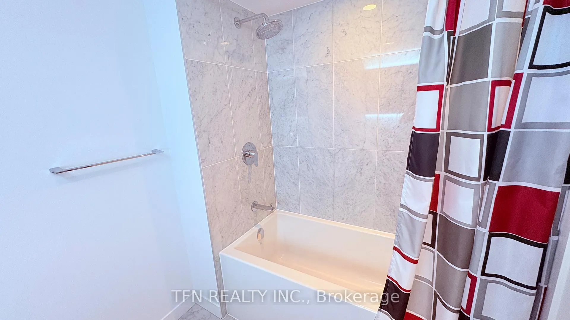 Photo 15 of Unit 1109, 70 Queens Wharf Road, Toronto, Waterfront Communities — HOMEH