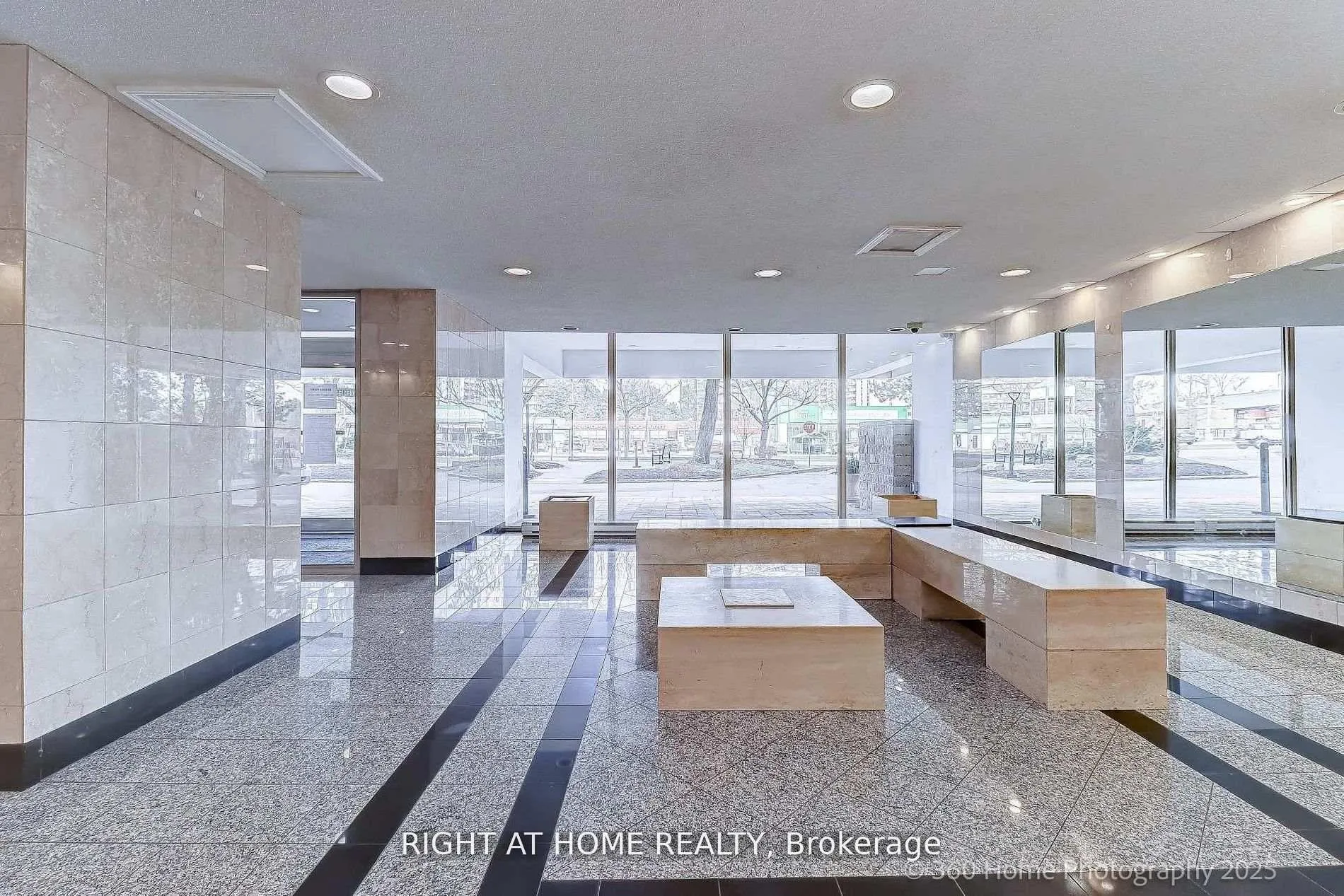 Photo 25 of Unit 803, 1 Royal Orchard Boulevard, Markham, Royal Orchard — HOMEH