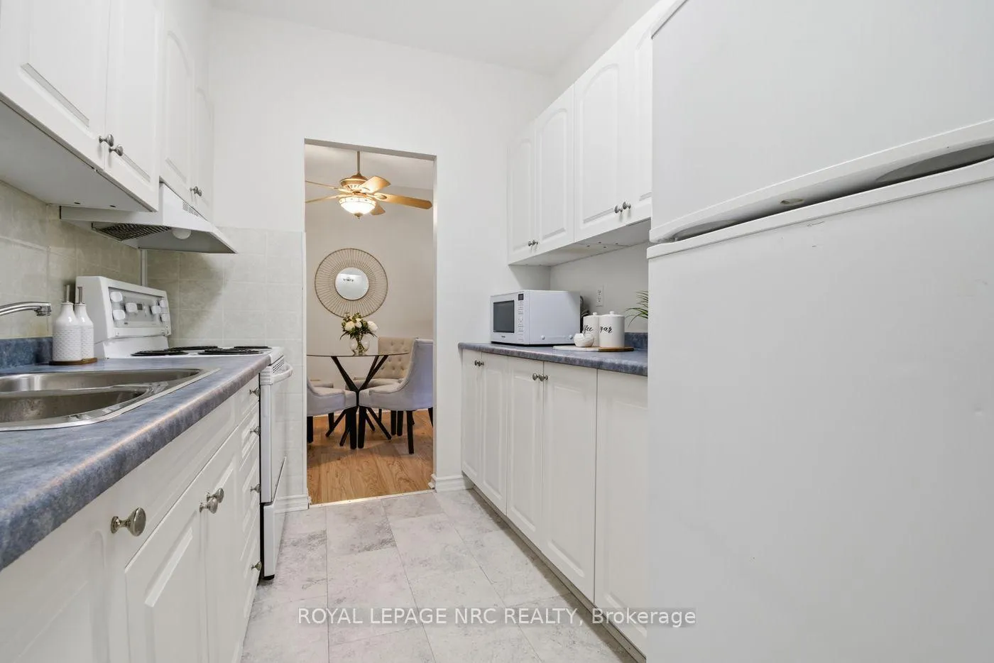 Photo 4 of Unit 117, 198 Scott Street E, St. Catharines, Fairview — HOMEH