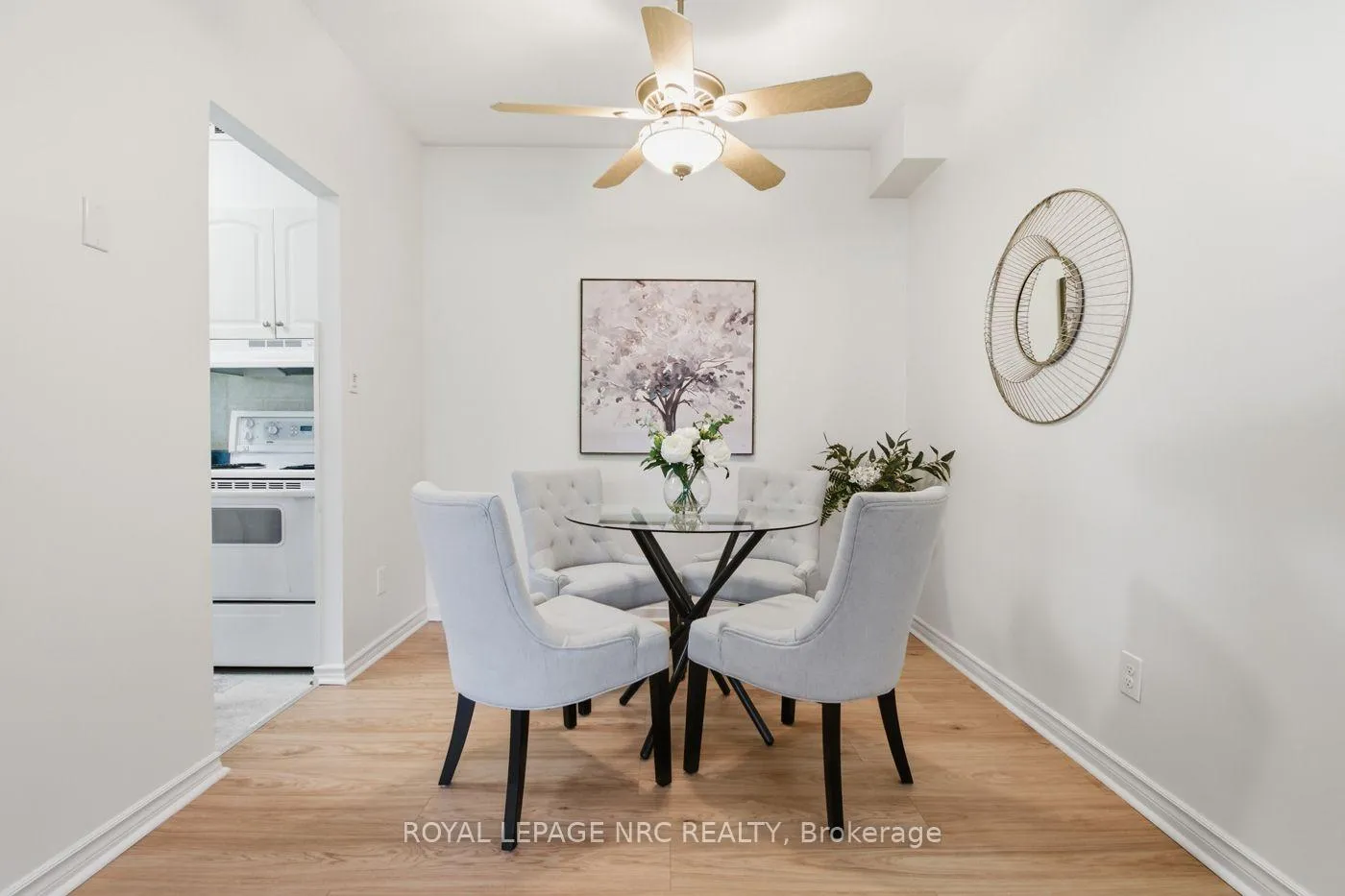 Photo 8 of Unit 117, 198 Scott Street E, St. Catharines, Fairview — HOMEH
