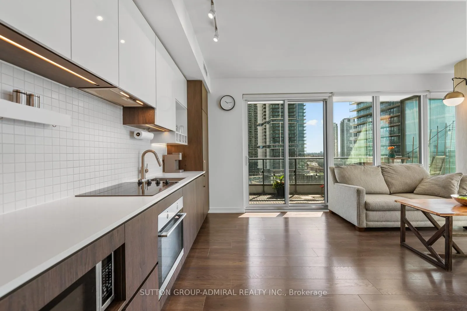 Photo 6 of Unit 1606, 950 Portage Parkway, Vaughan, Vaughan Corporate Centre — HOMEH