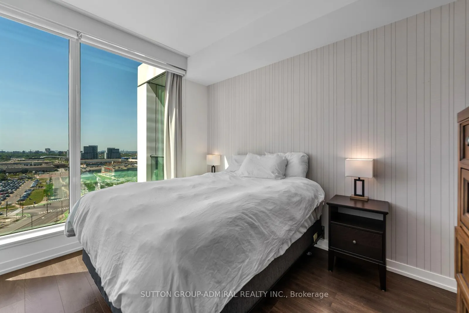 Photo 12 of Unit 1606, 950 Portage Parkway, Vaughan, Vaughan Corporate Centre — HOMEH