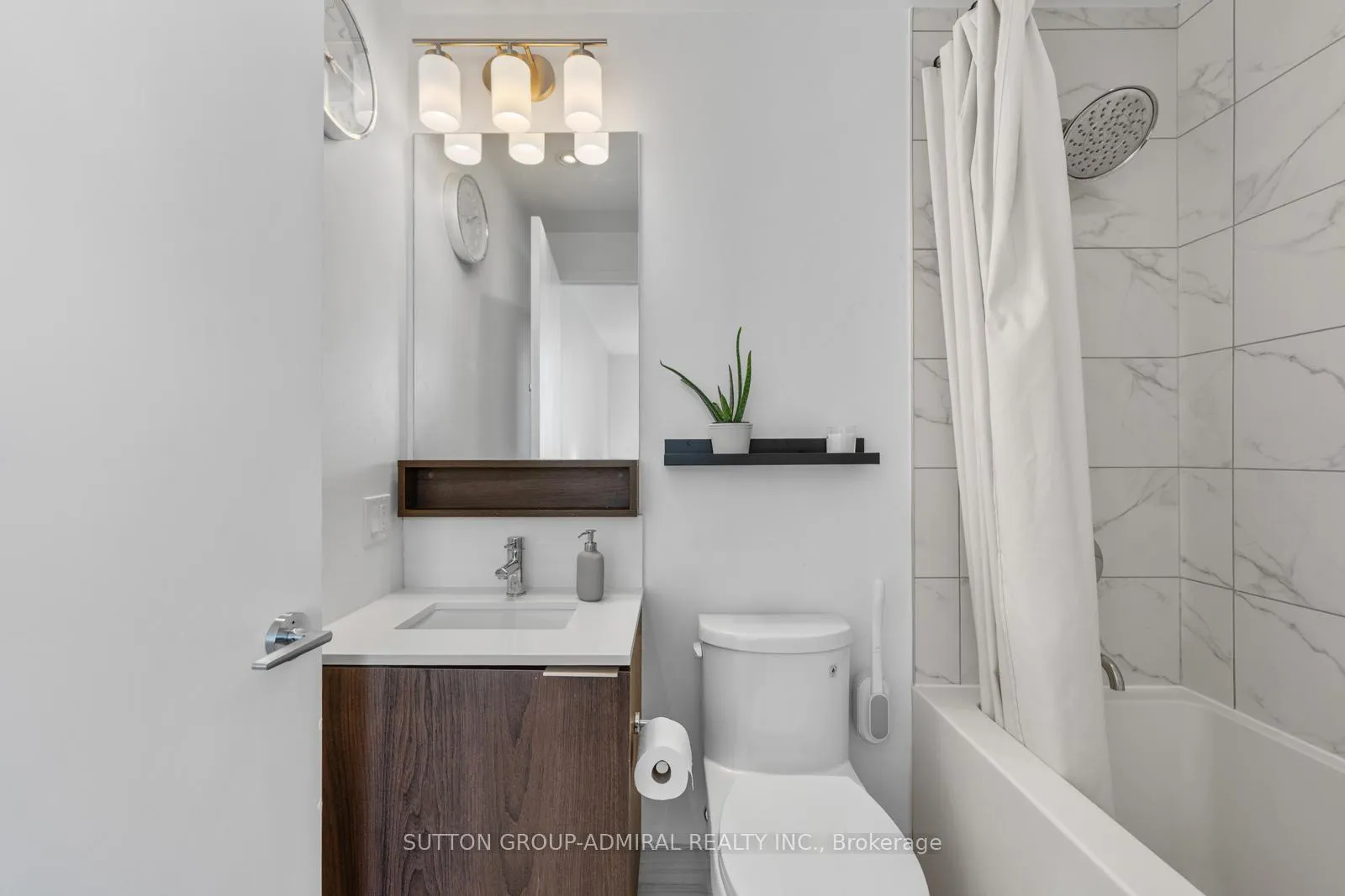 Photo 15 of Unit 1606, 950 Portage Parkway, Vaughan, Vaughan Corporate Centre — HOMEH