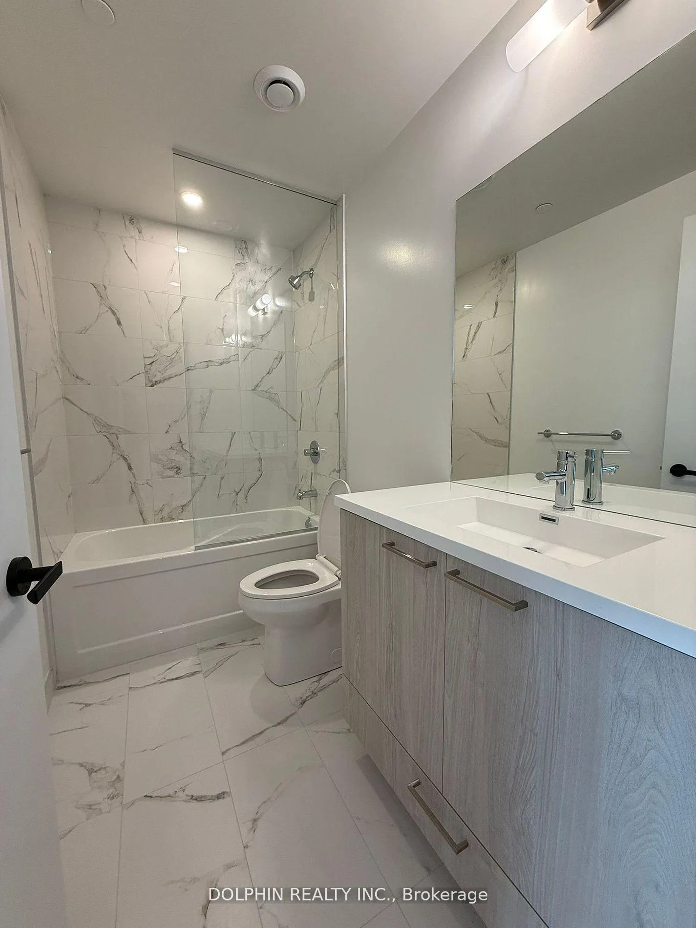 Photo 10 of Unit 3805, 225 Commerce Street, Vaughan, Vaughan Corporate Centre — HOMEH