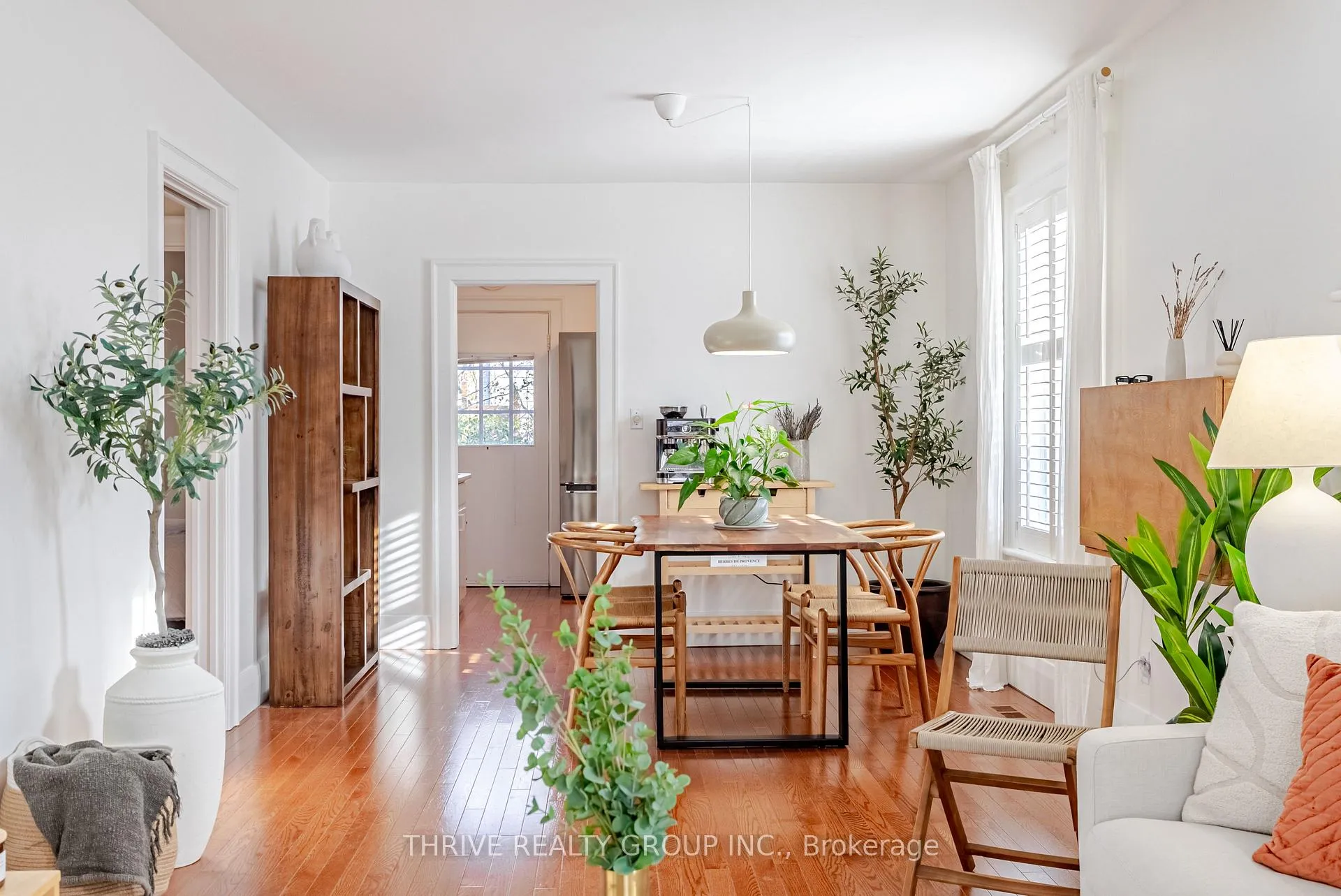 Photo 8 of 234 Edward Street, London, South G — HOMEH