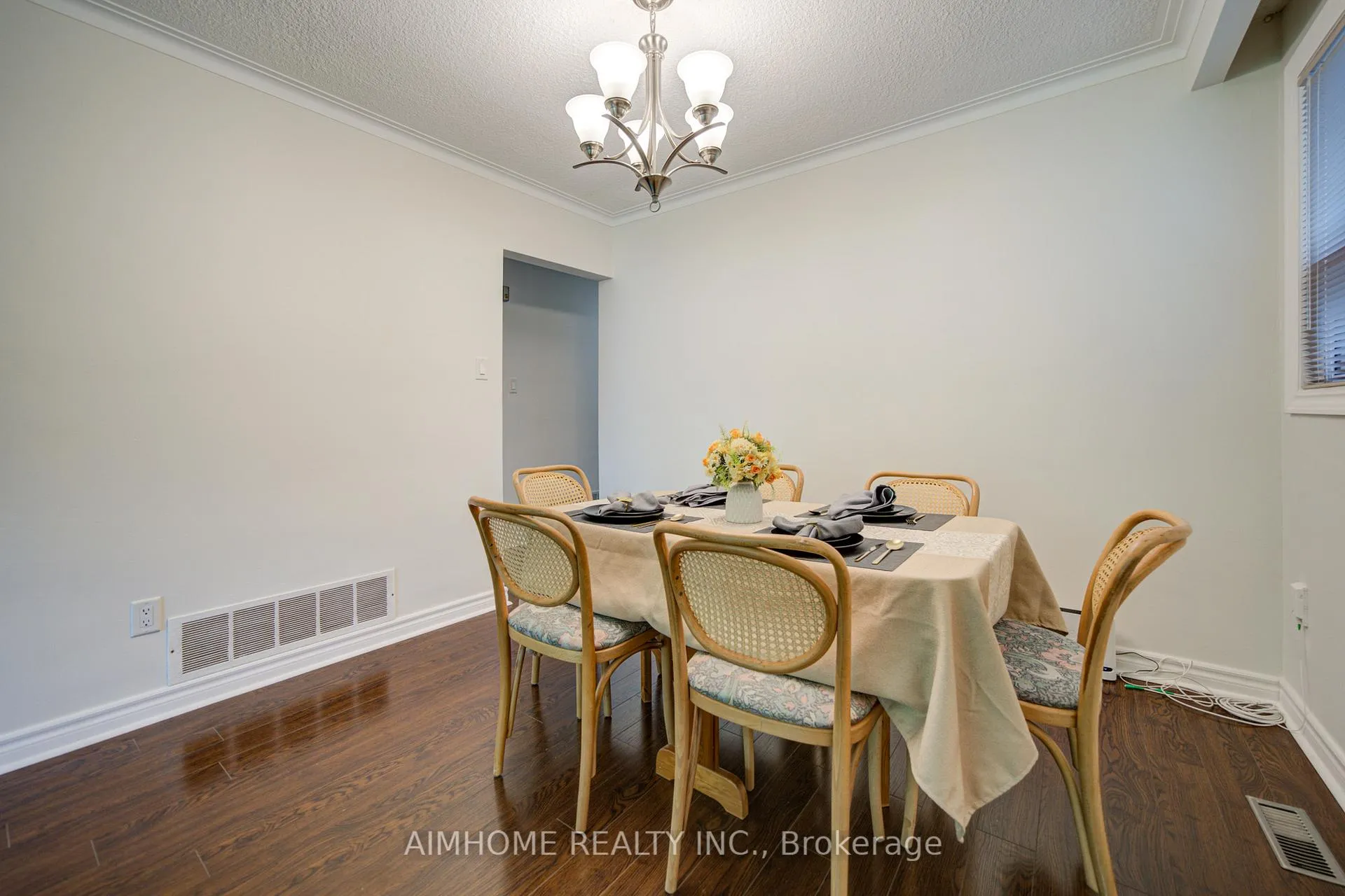 Photo 8 of 119 McNicoll Avenue, North York, Hillcrest Village — HOMEH