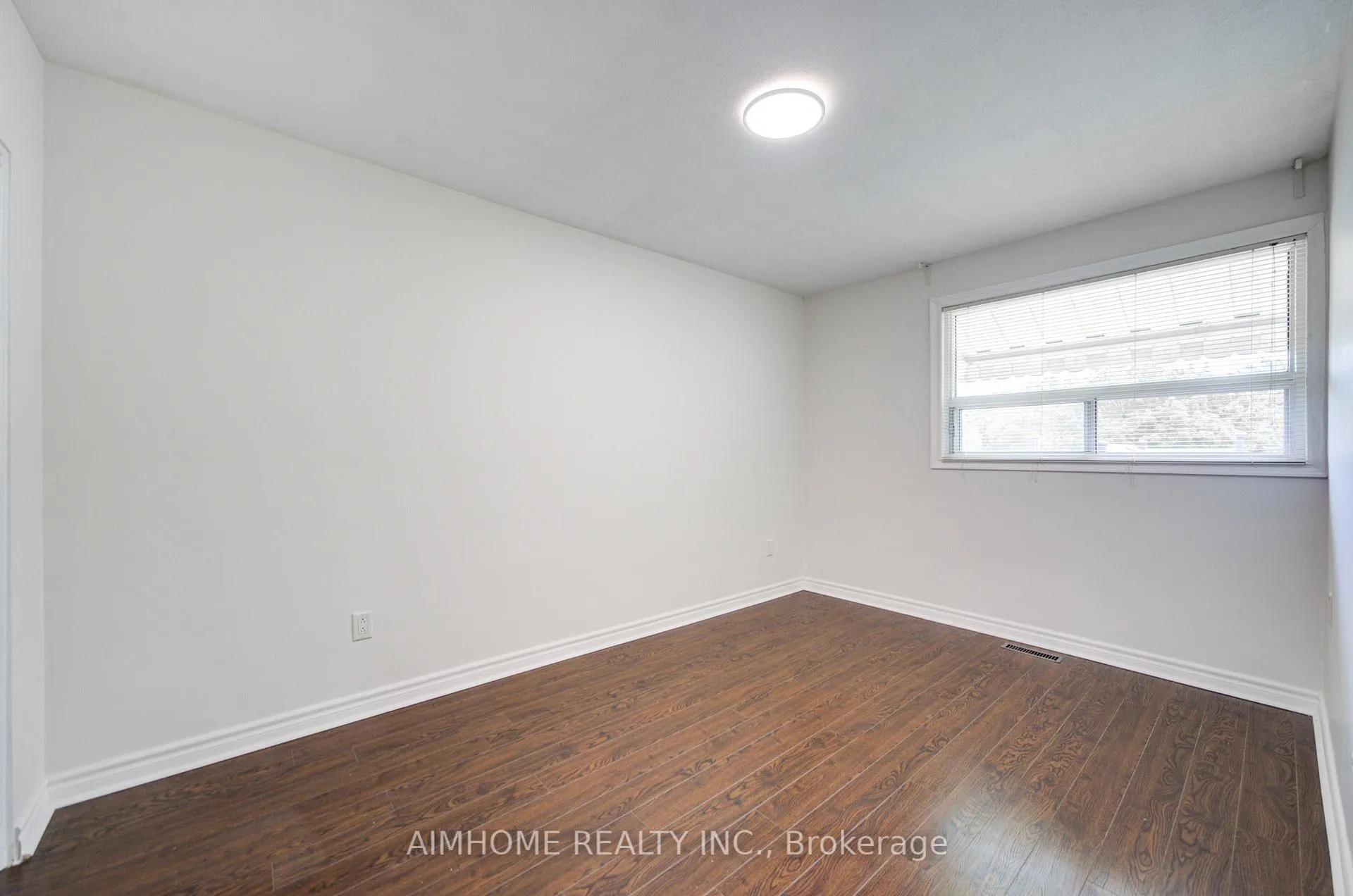 Photo 23 of 119 McNicoll Avenue, North York, Hillcrest Village — HOMEH
