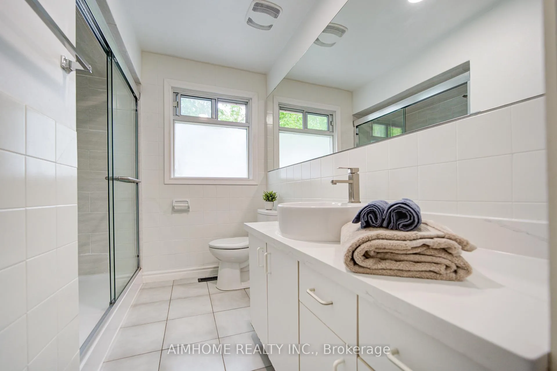 Photo 25 of 119 McNicoll Avenue, North York, Hillcrest Village — HOMEH