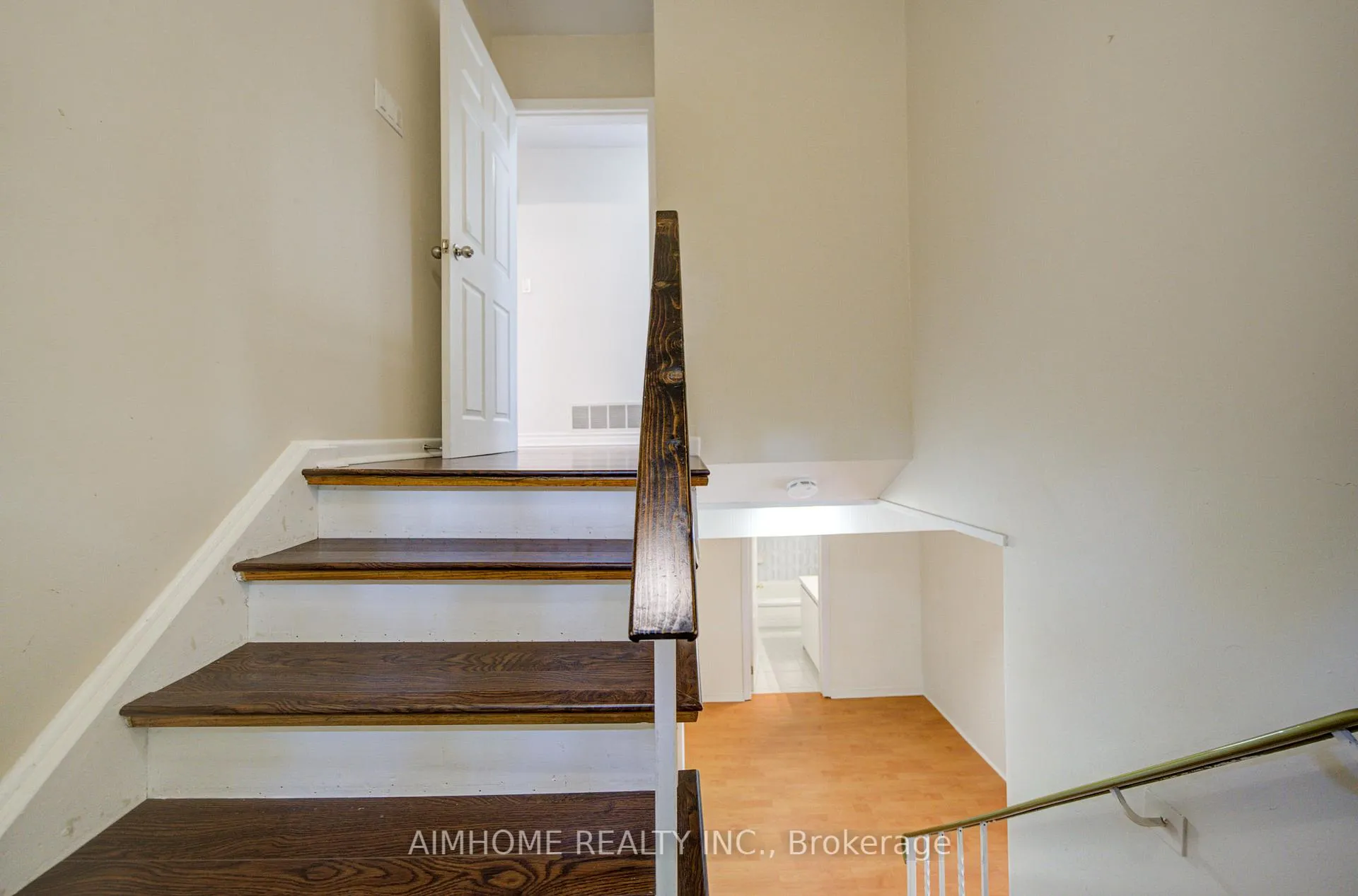 Photo 32 of 119 McNicoll Avenue, North York, Hillcrest Village — HOMEH