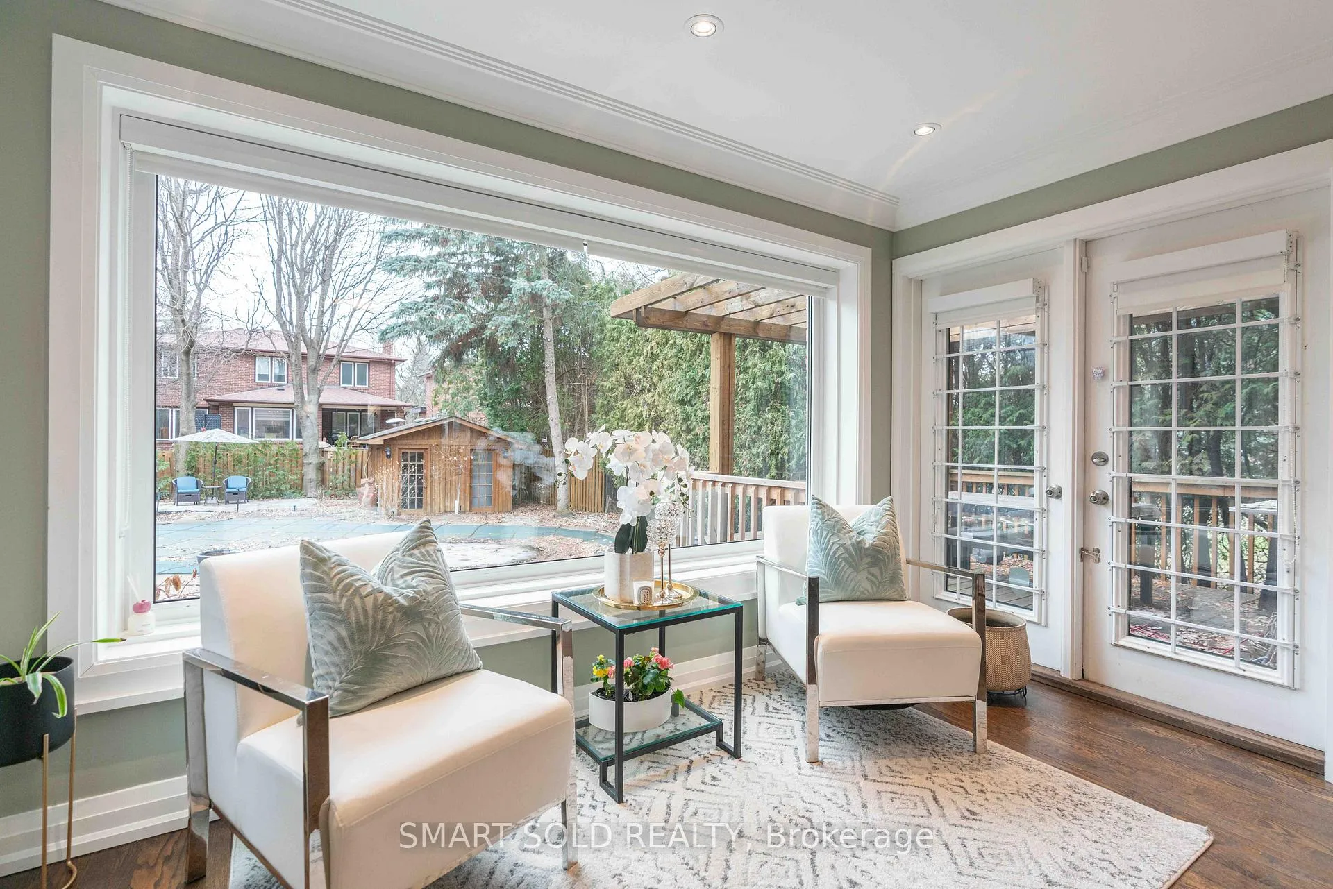 Photo 18 of 107 Arnold Avenue, Vaughan, Crestwood-Springfarm-Yorkhill — HOMEH