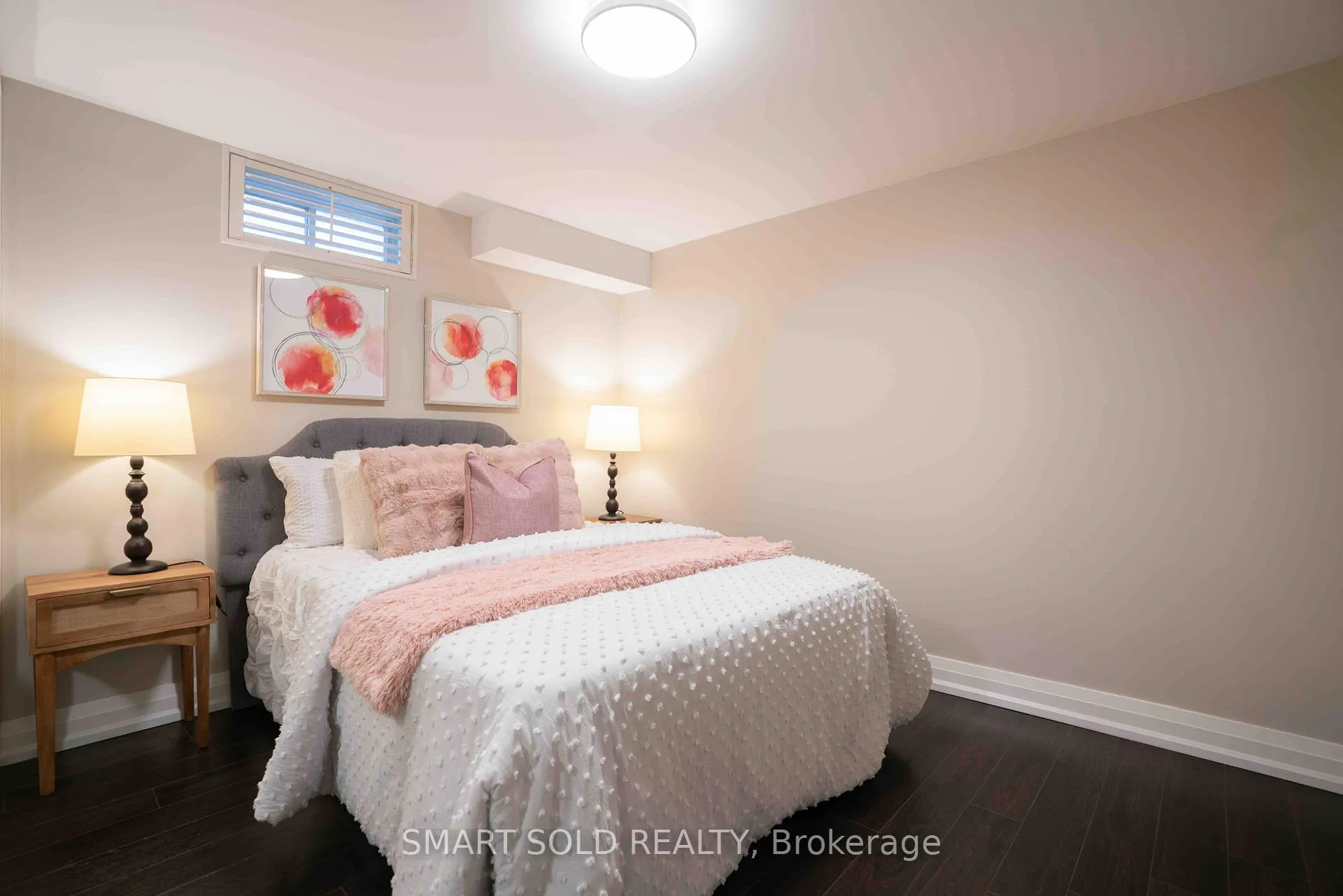 Photo 39 of 107 Arnold Avenue, Vaughan, Crestwood-Springfarm-Yorkhill — HOMEH