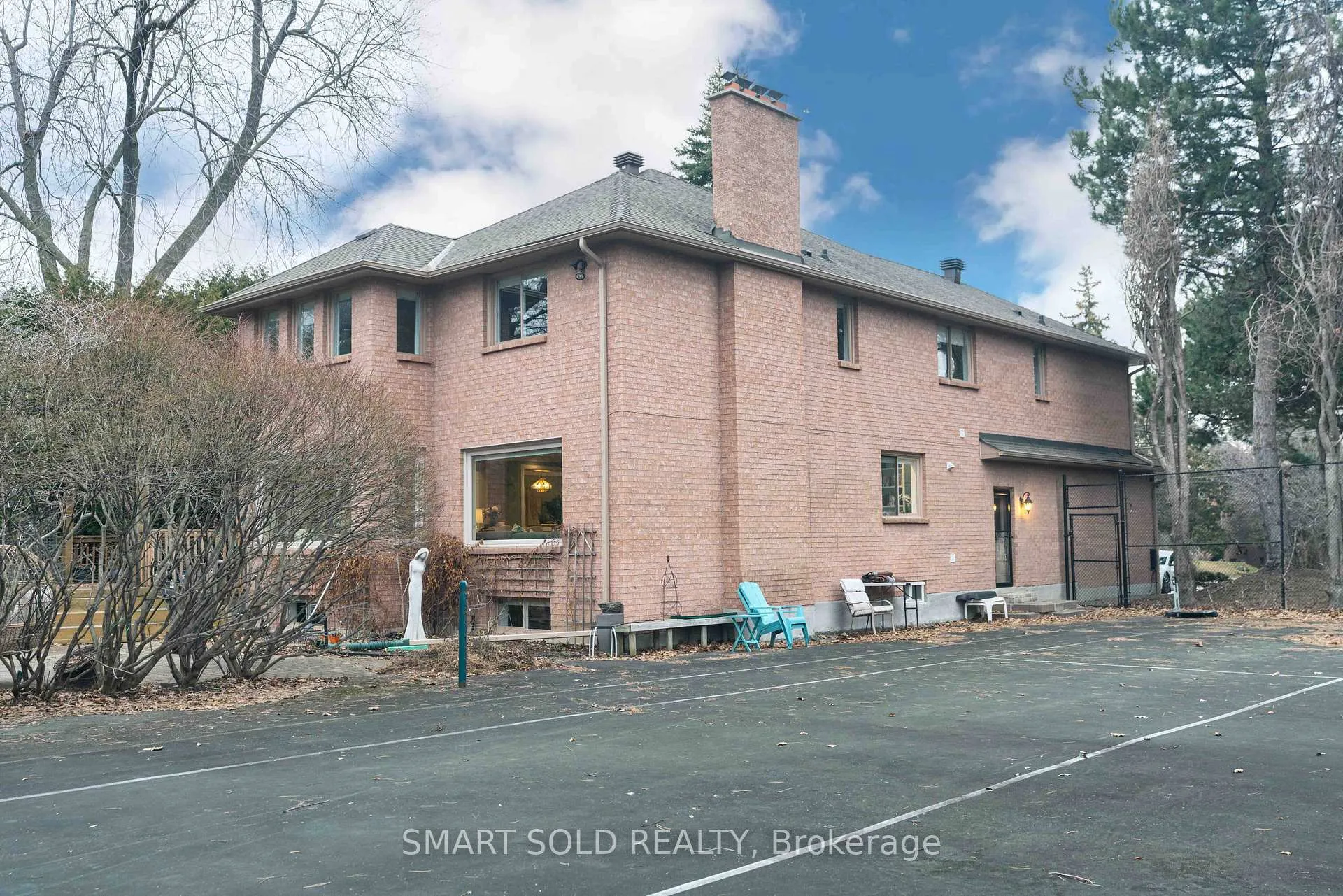 Photo 49 of 107 Arnold Avenue, Vaughan, Crestwood-Springfarm-Yorkhill — HOMEH