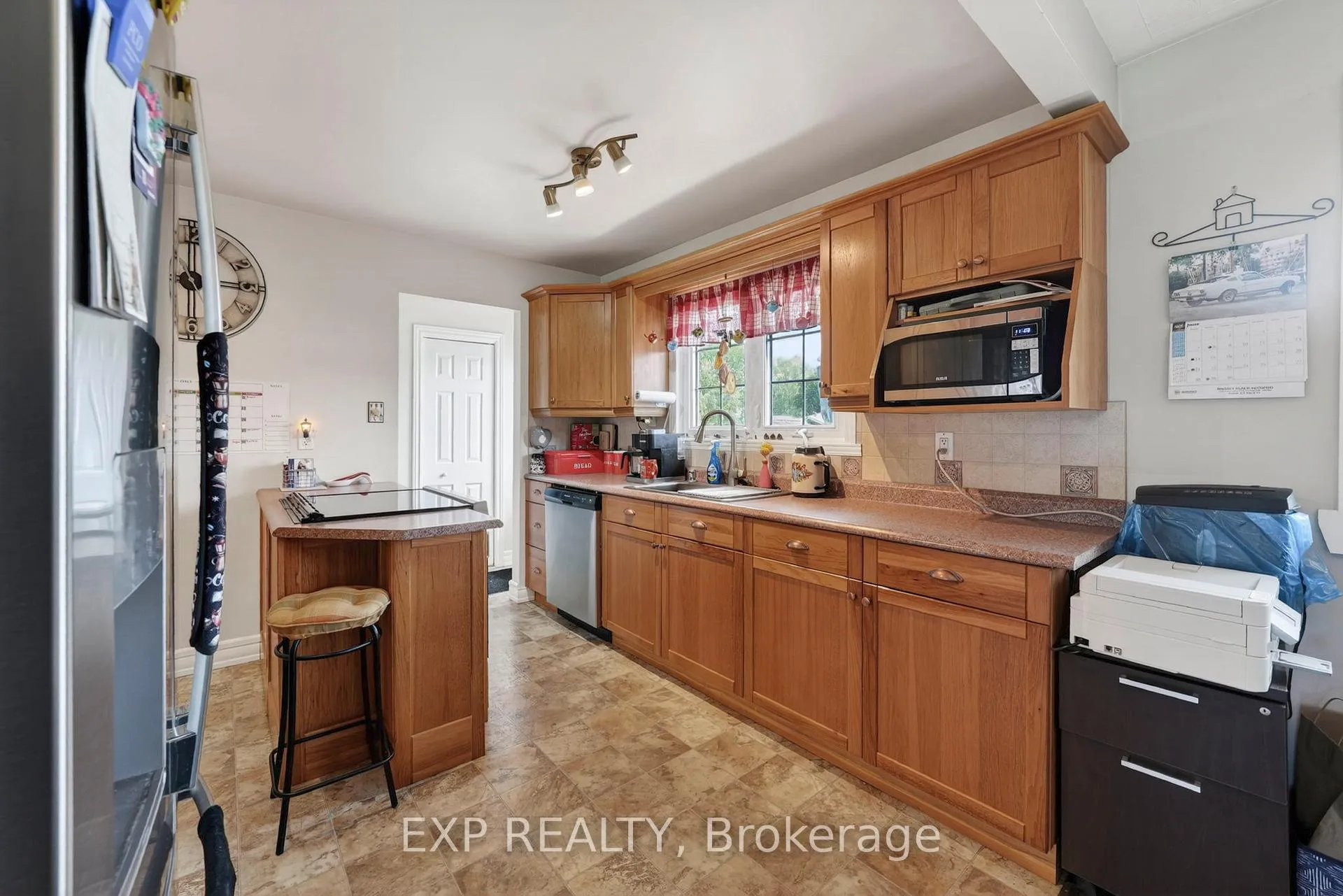 Photo 8 of 1309 Newark Avenue, Cornwall — HOMEH