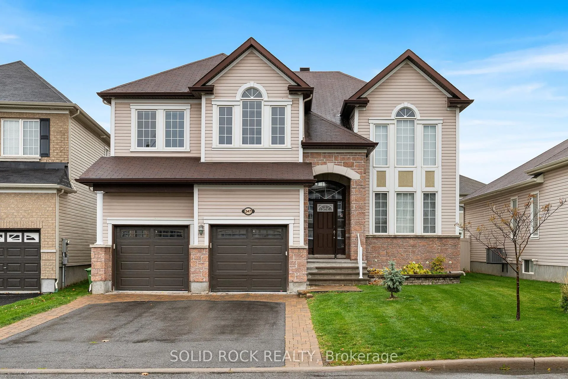 Photo of 347 Bamburgh Way