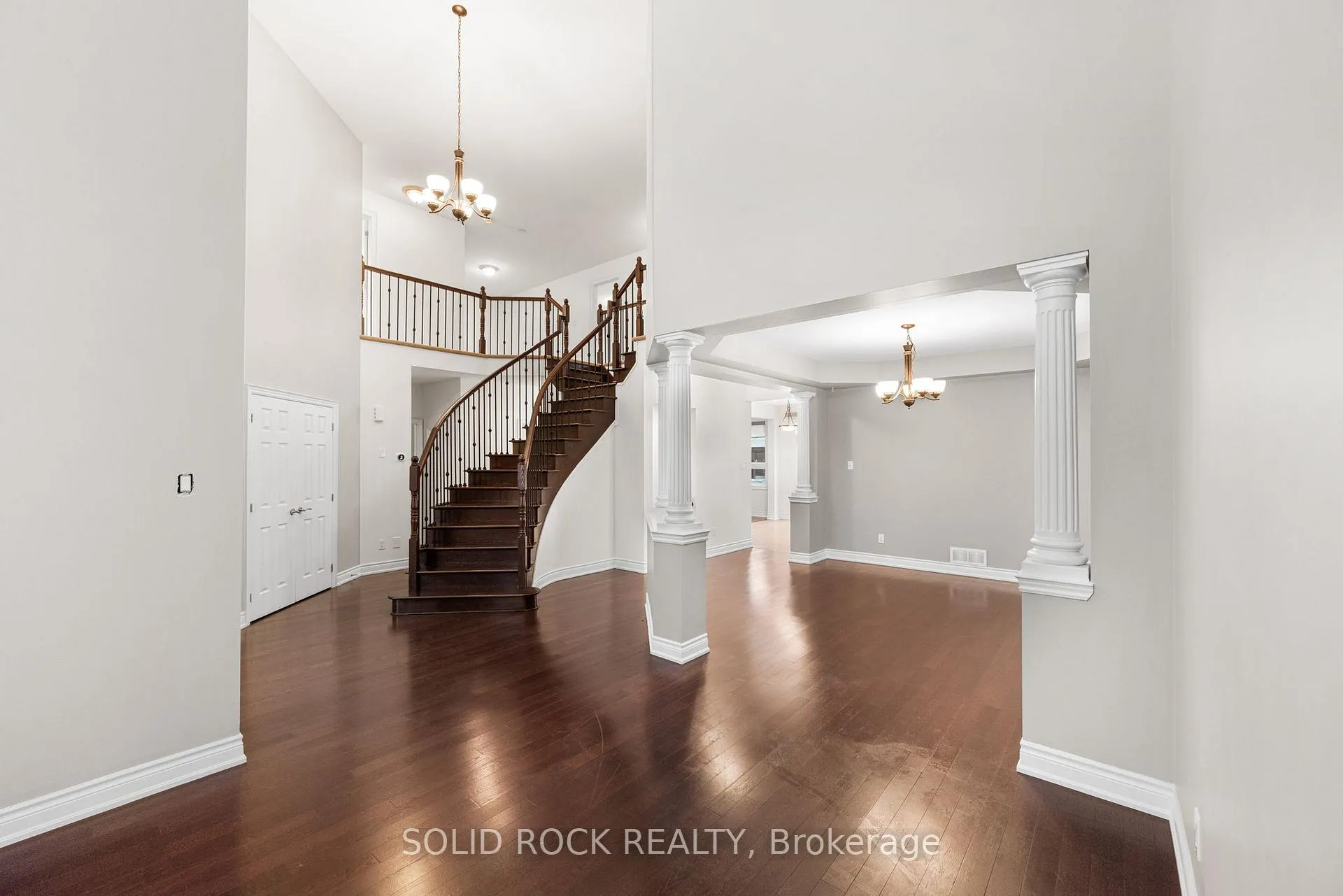 Photo 6 of 347 Bamburgh Way, Ottawa, Barrhaven - Cedargrove/Fraserdale — HOMEH