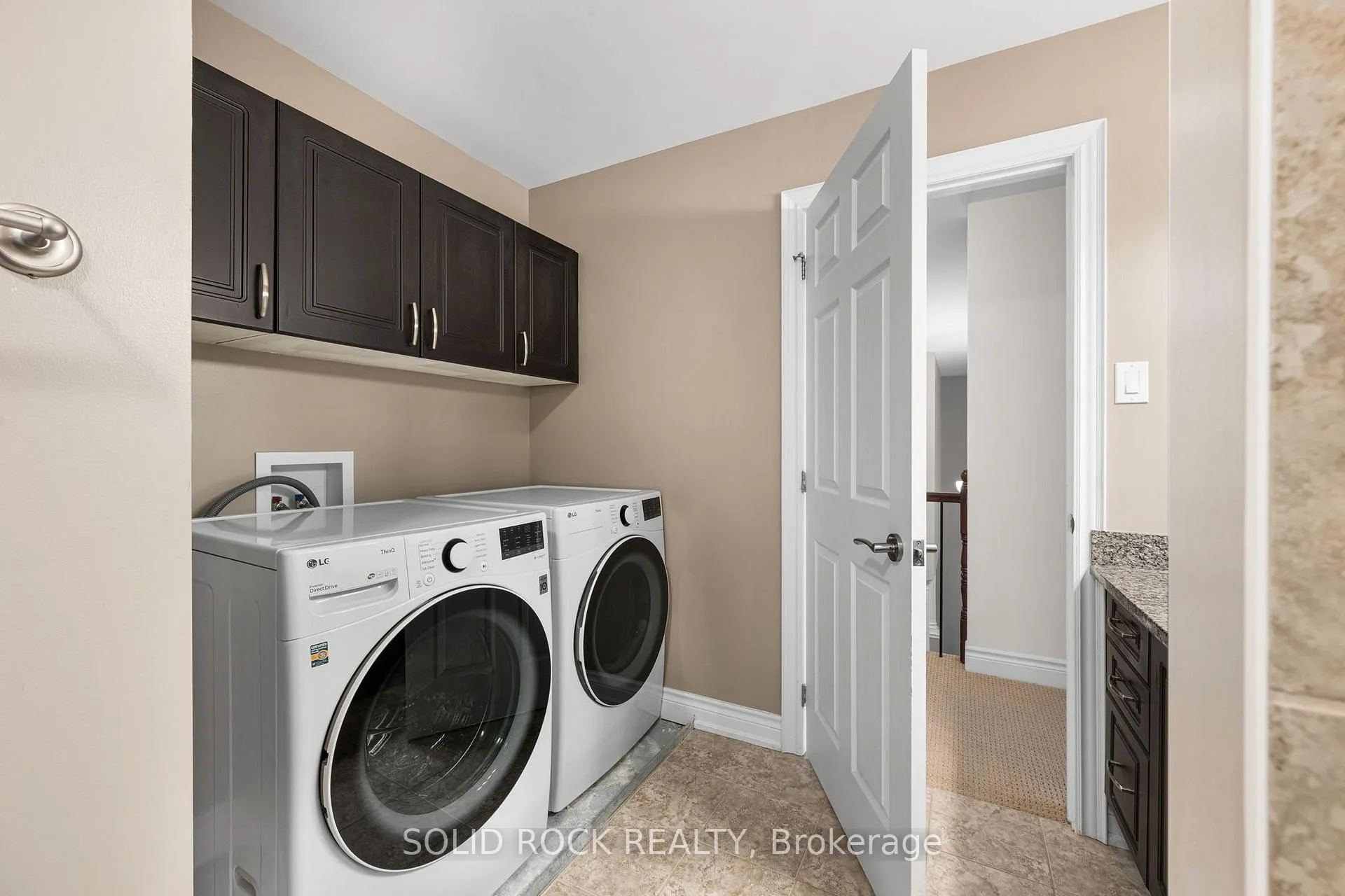 Photo 32 of 347 Bamburgh Way, Ottawa, Barrhaven - Cedargrove/Fraserdale — HOMEH
