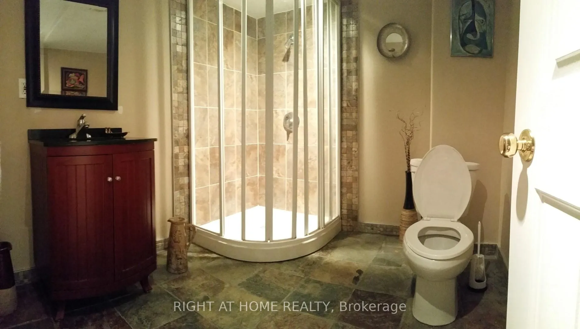 Photo 6 of Unit #B, 142 Windhurst Drive, Ottawa, Barrhaven East — HOMEH