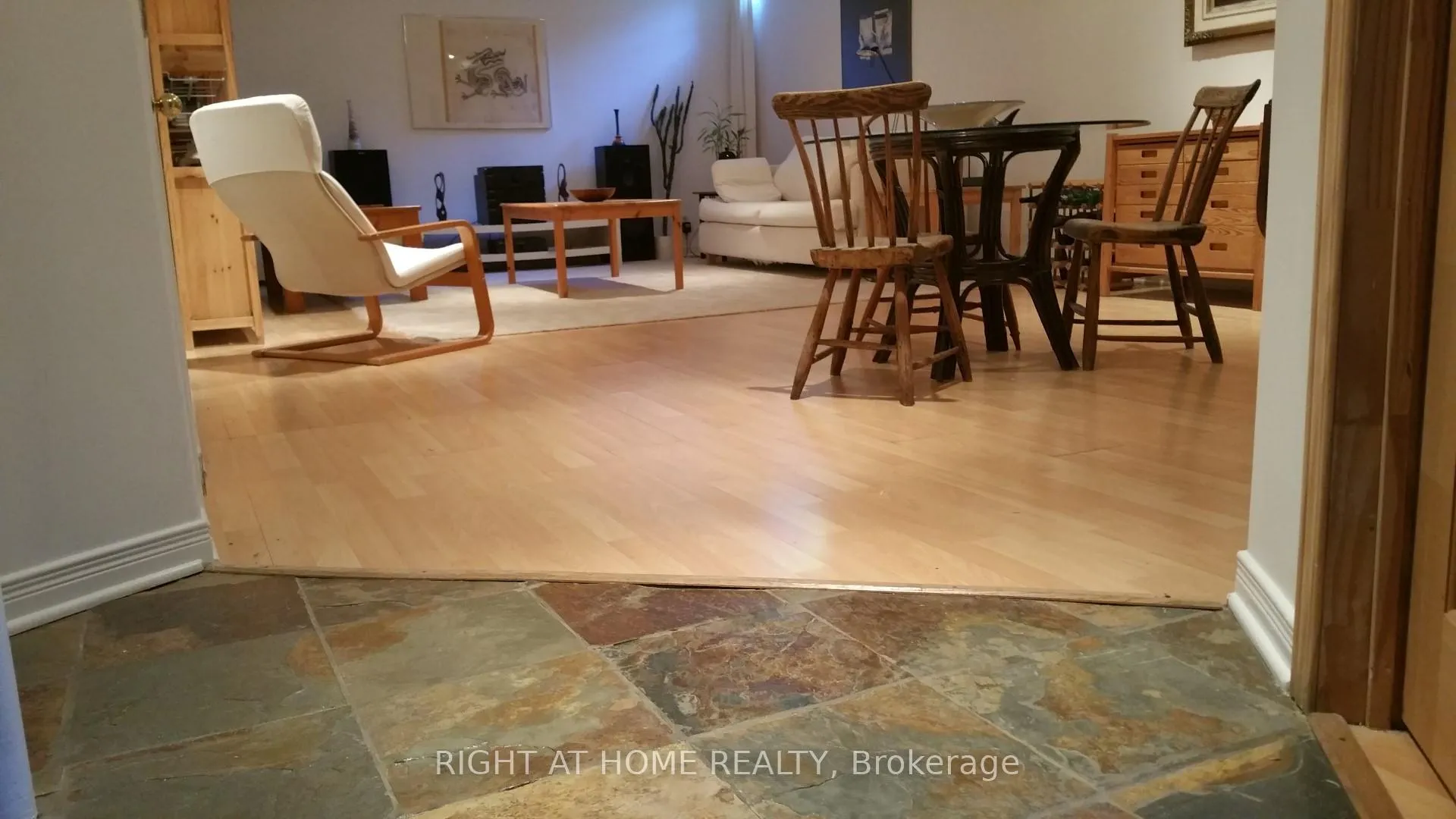 Photo 11 of Unit #B, 142 Windhurst Drive, Ottawa, Barrhaven East — HOMEH