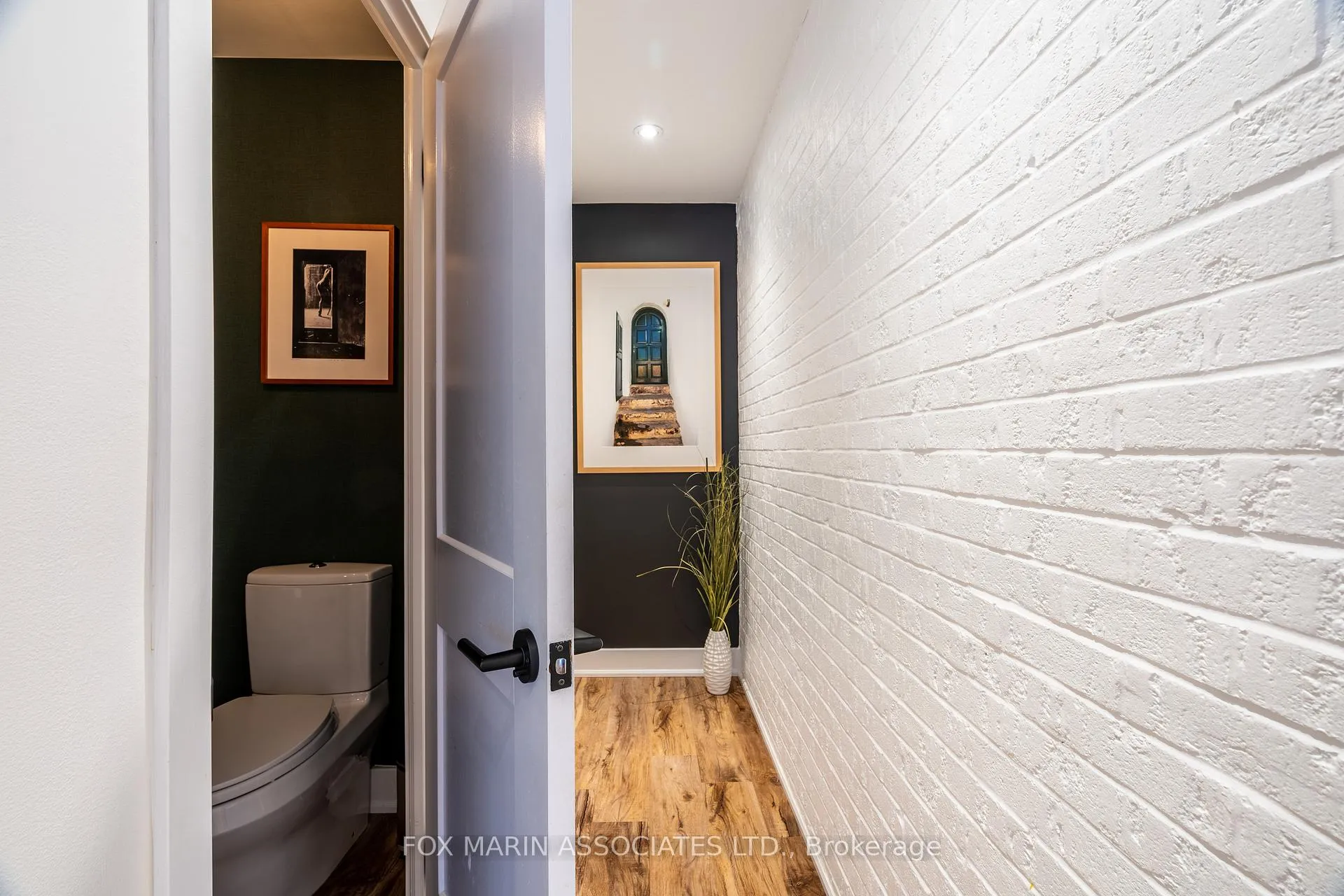 Photo 18 of 61 McGill Street, Toronto, Church-Yonge Corridor — HOMEH