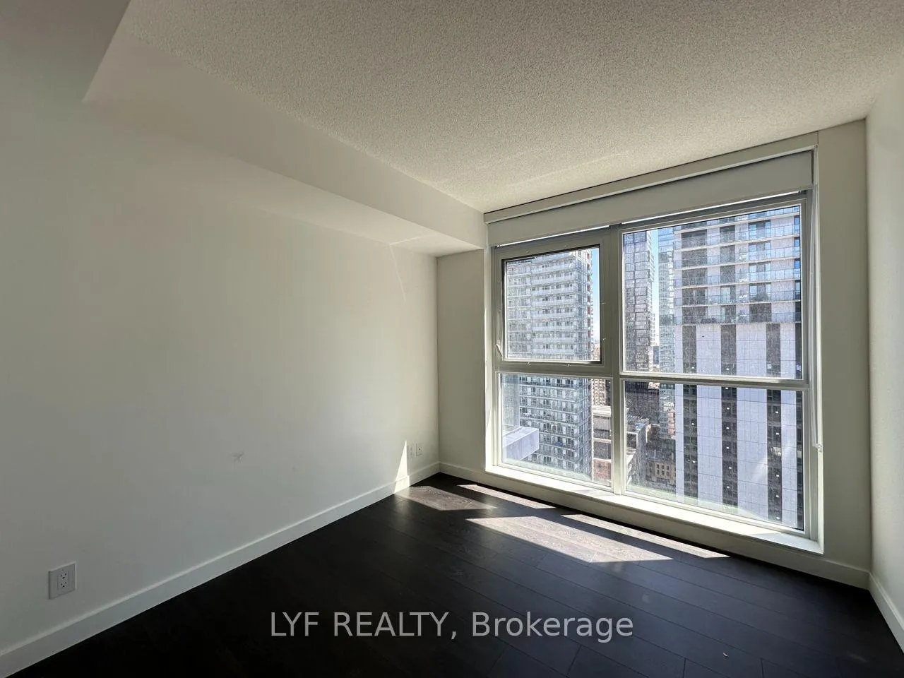 Photo 10 of Unit 2907, 38 Widmer Street, Toronto, Waterfront Communities — HOMEH