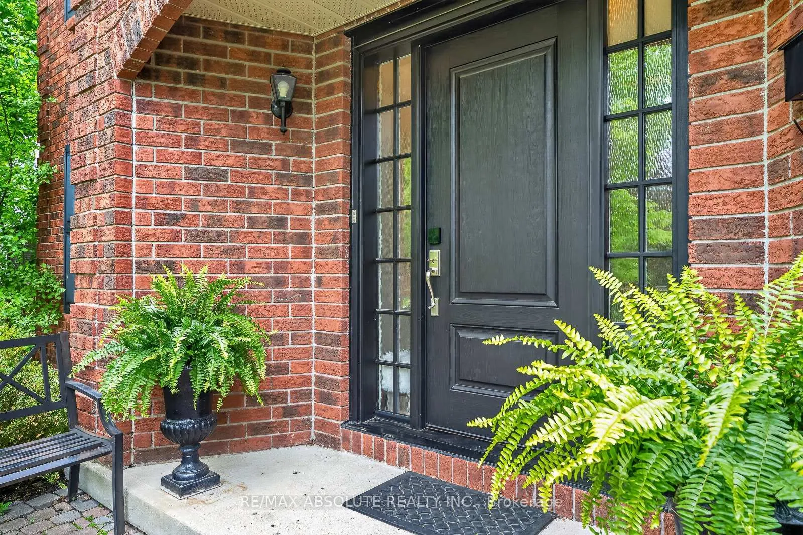 Photo 4 of 149 Lanigan Crescent, Ottawa, Stittsville (Central) — HOMEH