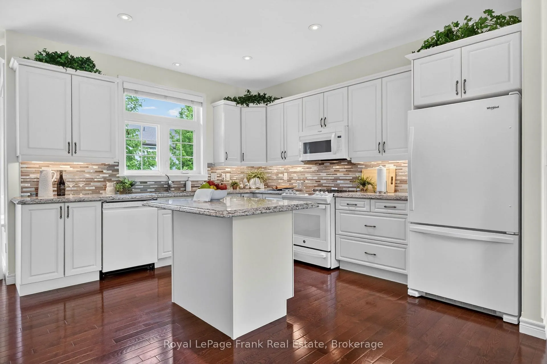 Photo 9 of Unit 42, 301 Carnegie Avenue, Peterborough, Northcrest Ward 5 — HOMEH
