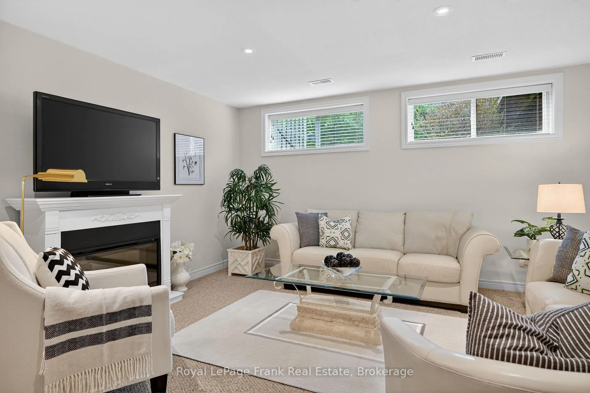 Photo 23 of Unit 42, 301 Carnegie Avenue, Peterborough, Northcrest Ward 5 — HOMEH