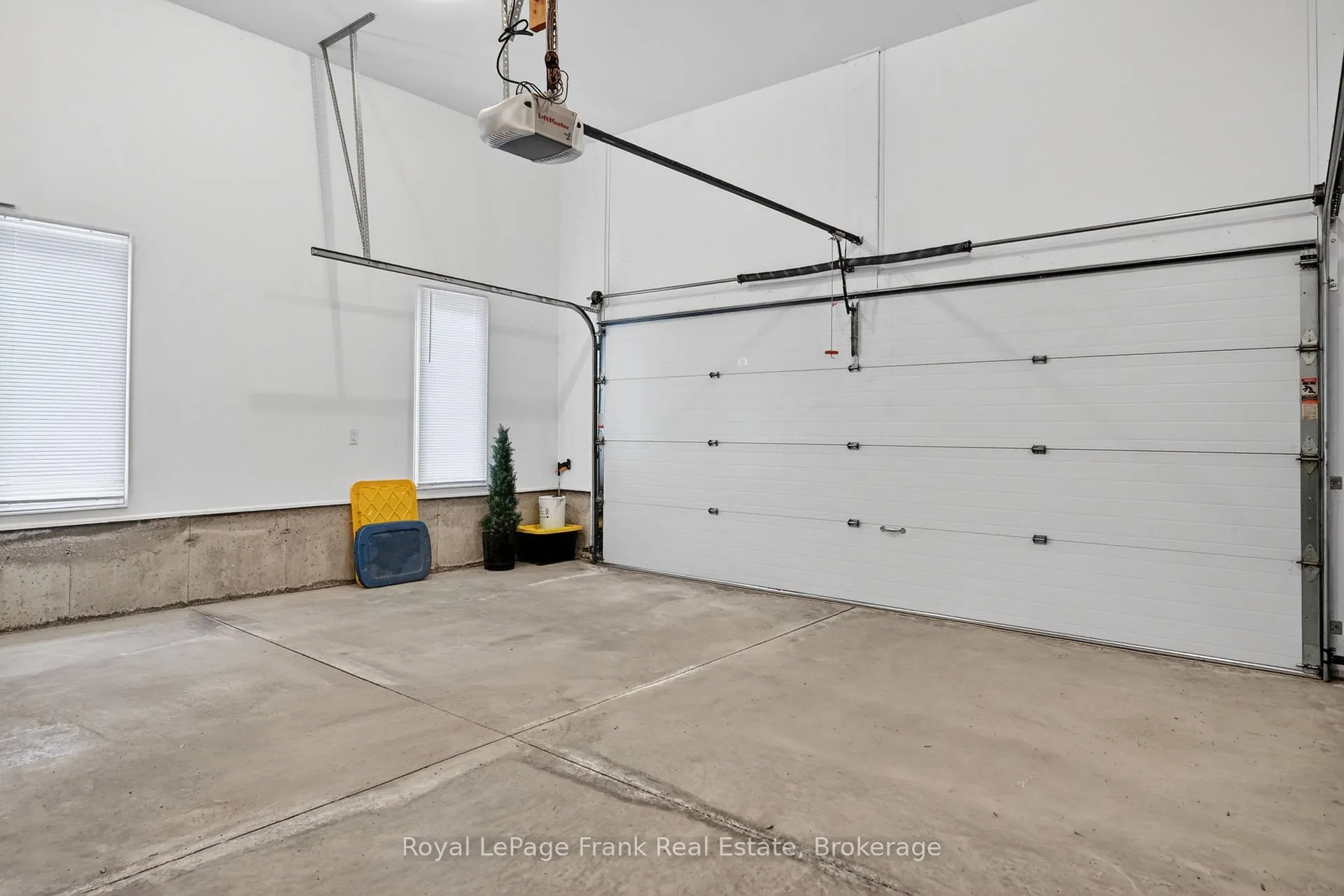 Photo 34 of Unit 42, 301 Carnegie Avenue, Peterborough, Northcrest Ward 5 — HOMEH