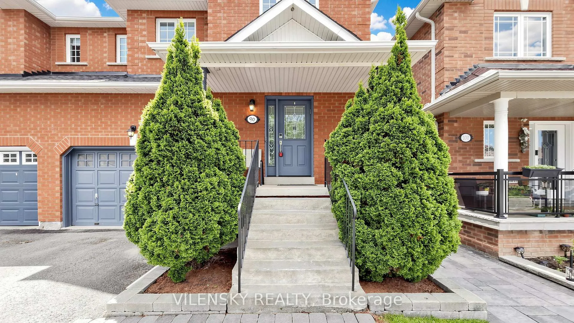 Photo 2 of 96 Sawmill Valley Drive, Newmarket, Summerhill Estates — HOMEH