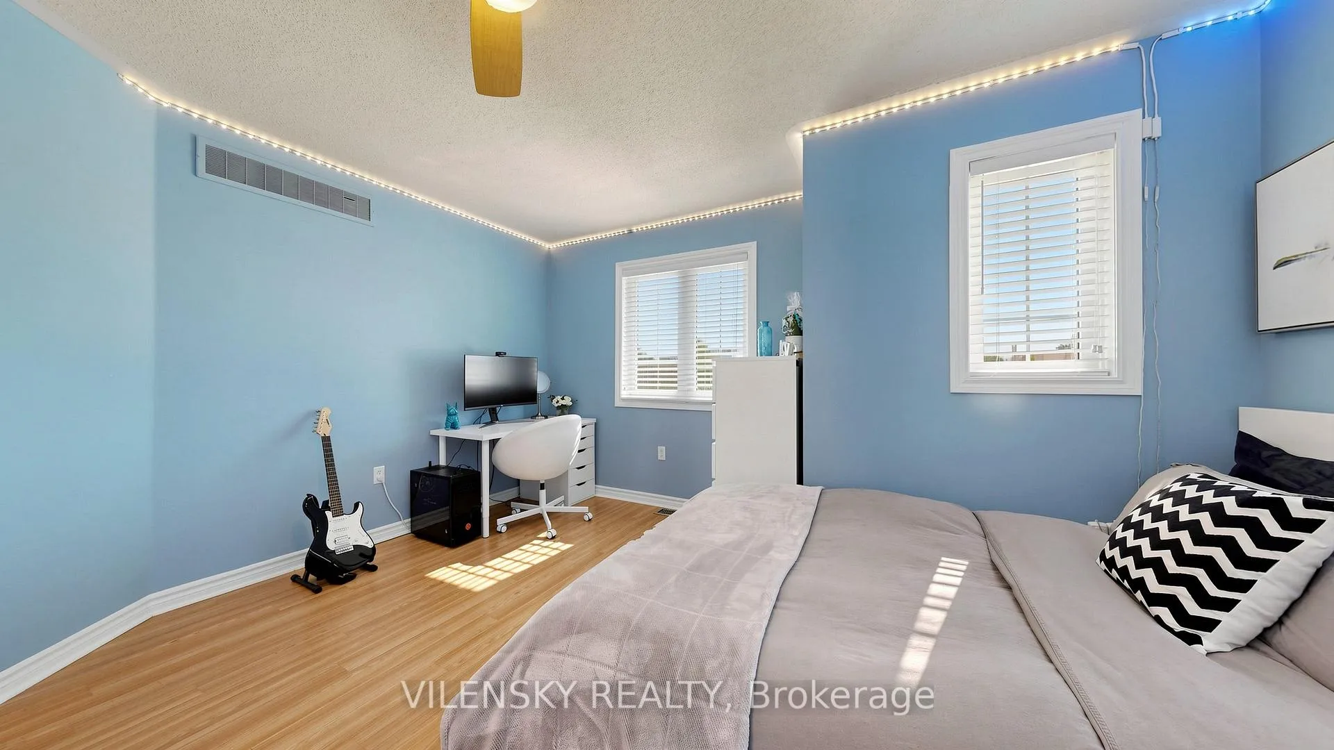 Photo 24 of 96 Sawmill Valley Drive, Newmarket, Summerhill Estates — HOMEH