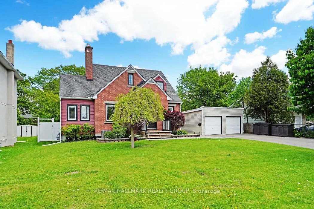 Photo 2 of 2481 Chasseur Avenue, Ottawa, Heron Park — HOMEH