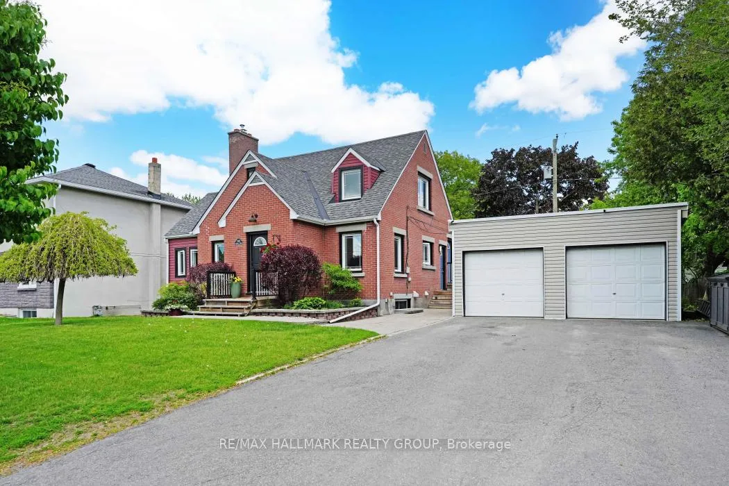 Photo 3 of 2481 Chasseur Avenue, Ottawa, Heron Park — HOMEH