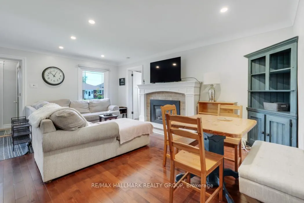 Photo 5 of 2481 Chasseur Avenue, Ottawa, Heron Park — HOMEH