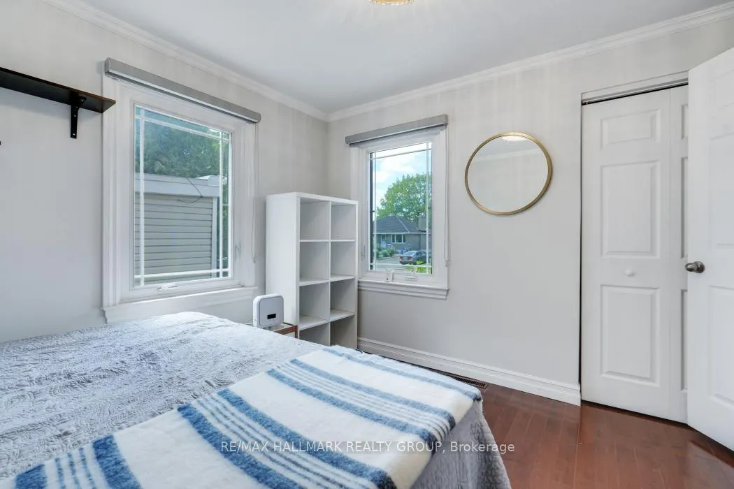 Photo 8 of 2481 Chasseur Avenue, Ottawa, Heron Park — HOMEH