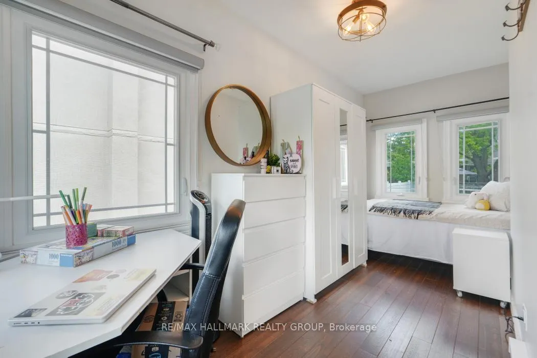 Photo 9 of 2481 Chasseur Avenue, Ottawa, Heron Park — HOMEH