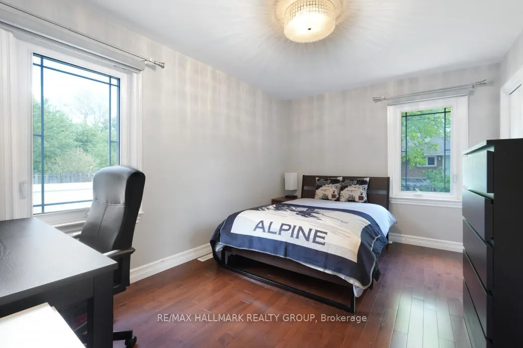 Photo 14 of 2481 Chasseur Avenue, Ottawa, Heron Park — HOMEH