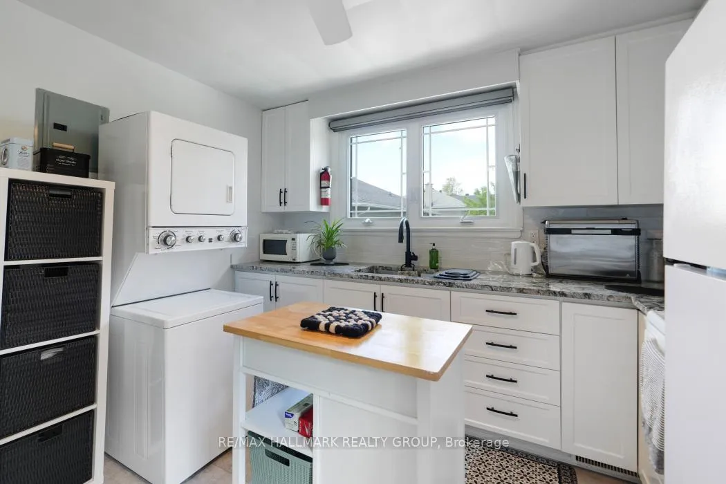 Photo 20 of 2481 Chasseur Avenue, Ottawa, Heron Park — HOMEH