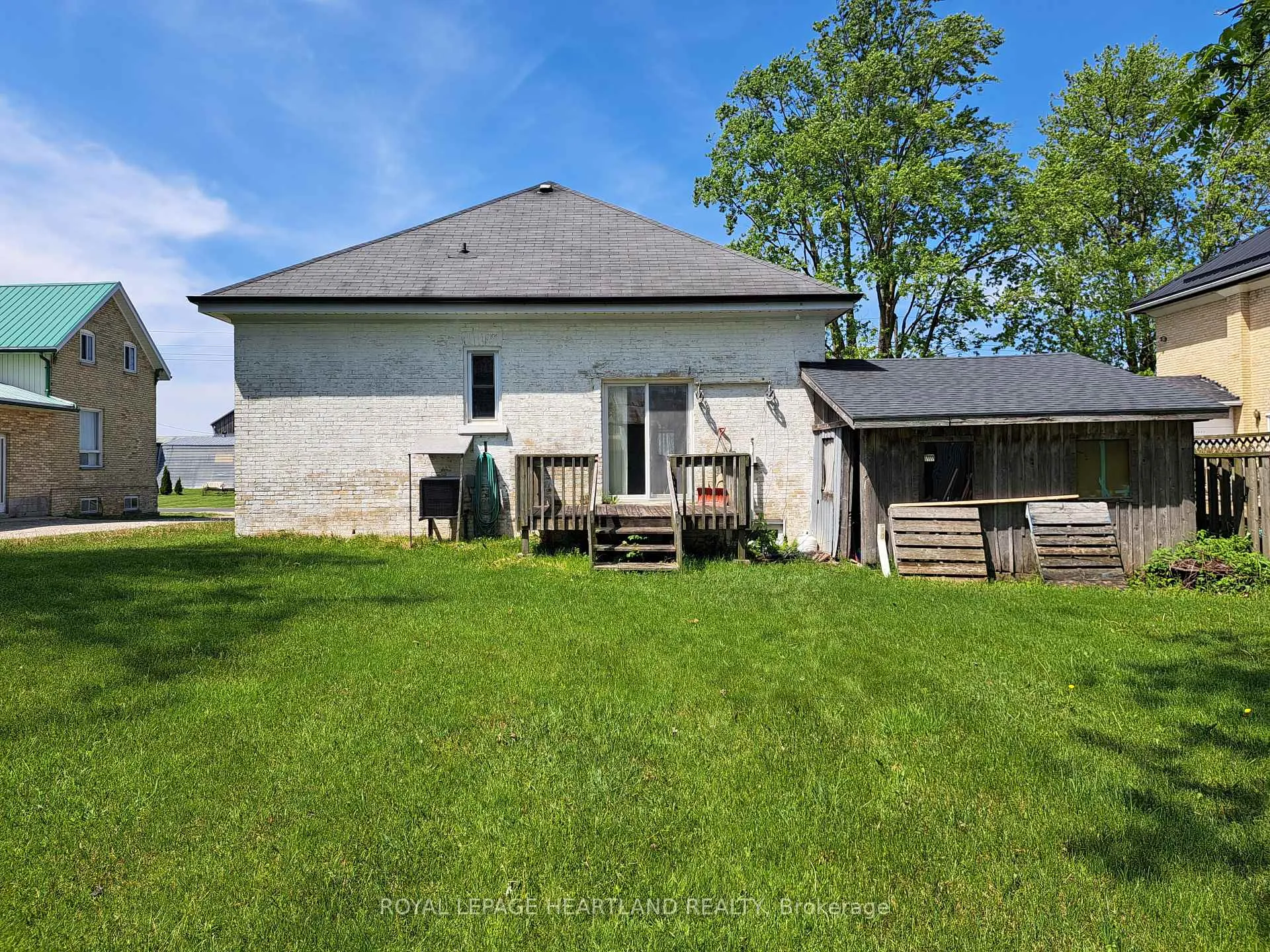 Photo 25 of 69922 Parr Line, South Huron, Stephen — HOMEH