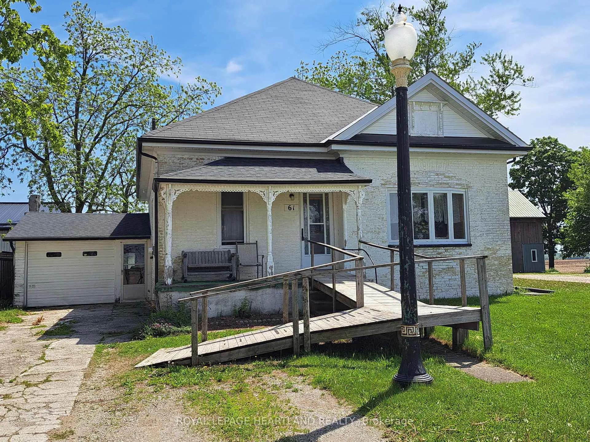 Photo 29 of 69922 Parr Line, South Huron, Stephen — HOMEH