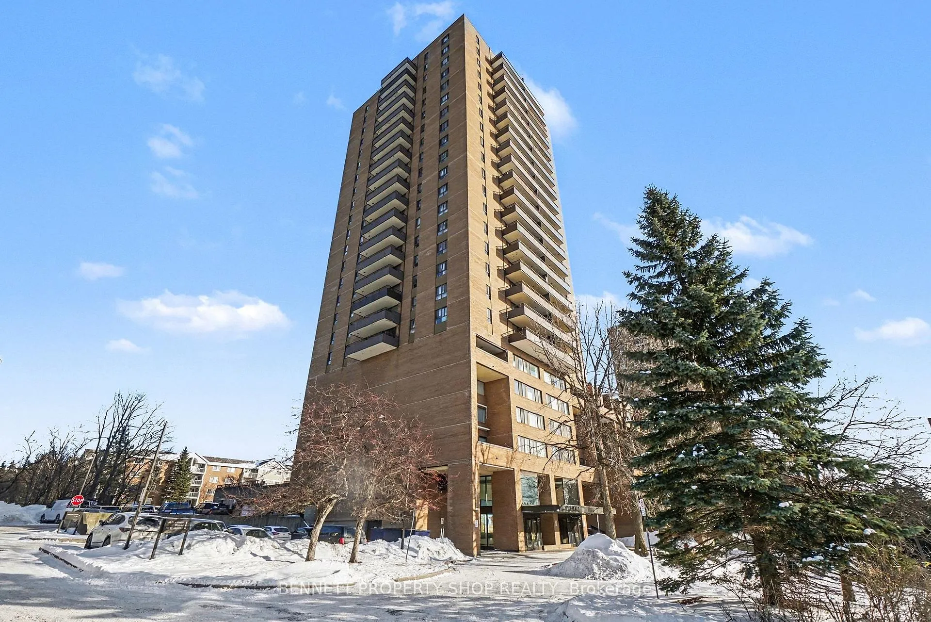 Photo 1 of Unit 1402, 505 St Laurent Boulevard, Ottawa, Viscount Alexander Park — HOMEH