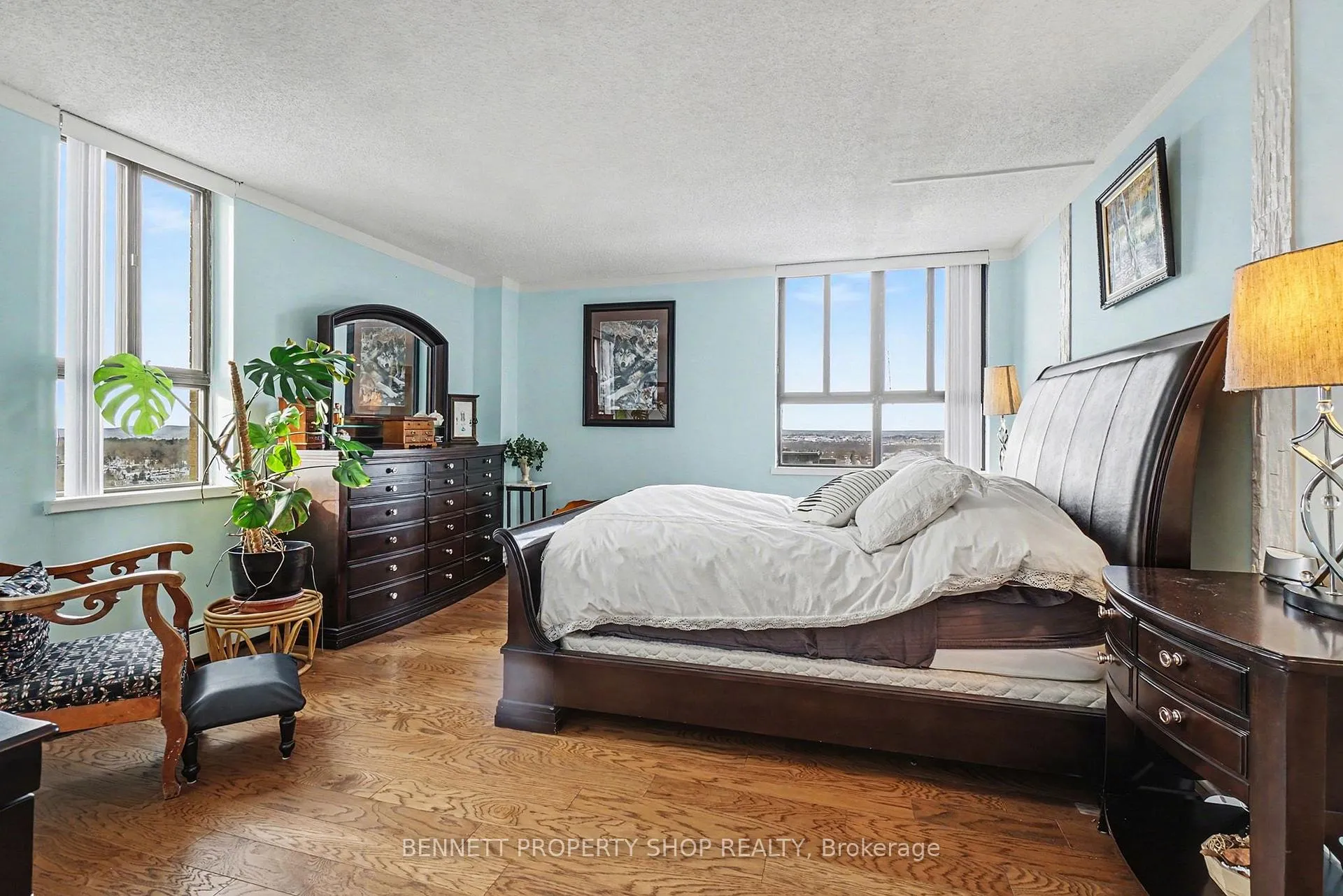 Photo 7 of Unit 1402, 505 St Laurent Boulevard, Ottawa, Viscount Alexander Park — HOMEH