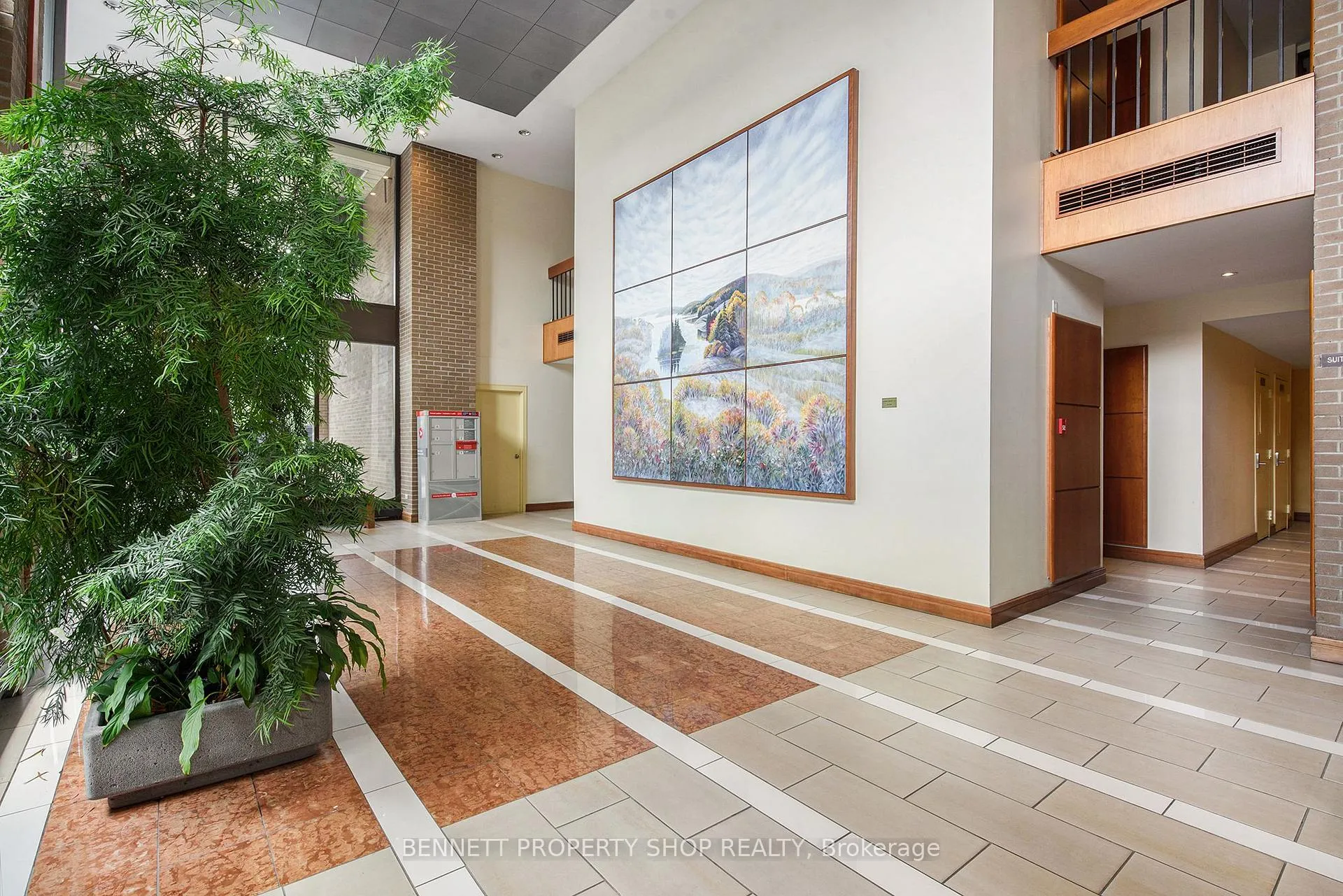 Photo 16 of Unit 1402, 505 St Laurent Boulevard, Ottawa, Viscount Alexander Park — HOMEH