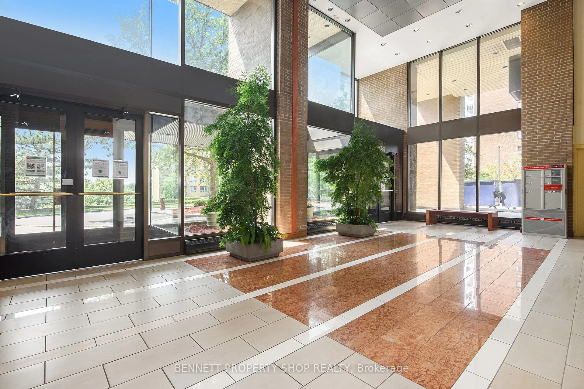 Photo 17 of Unit 1402, 505 St Laurent Boulevard, Ottawa, Viscount Alexander Park — HOMEH