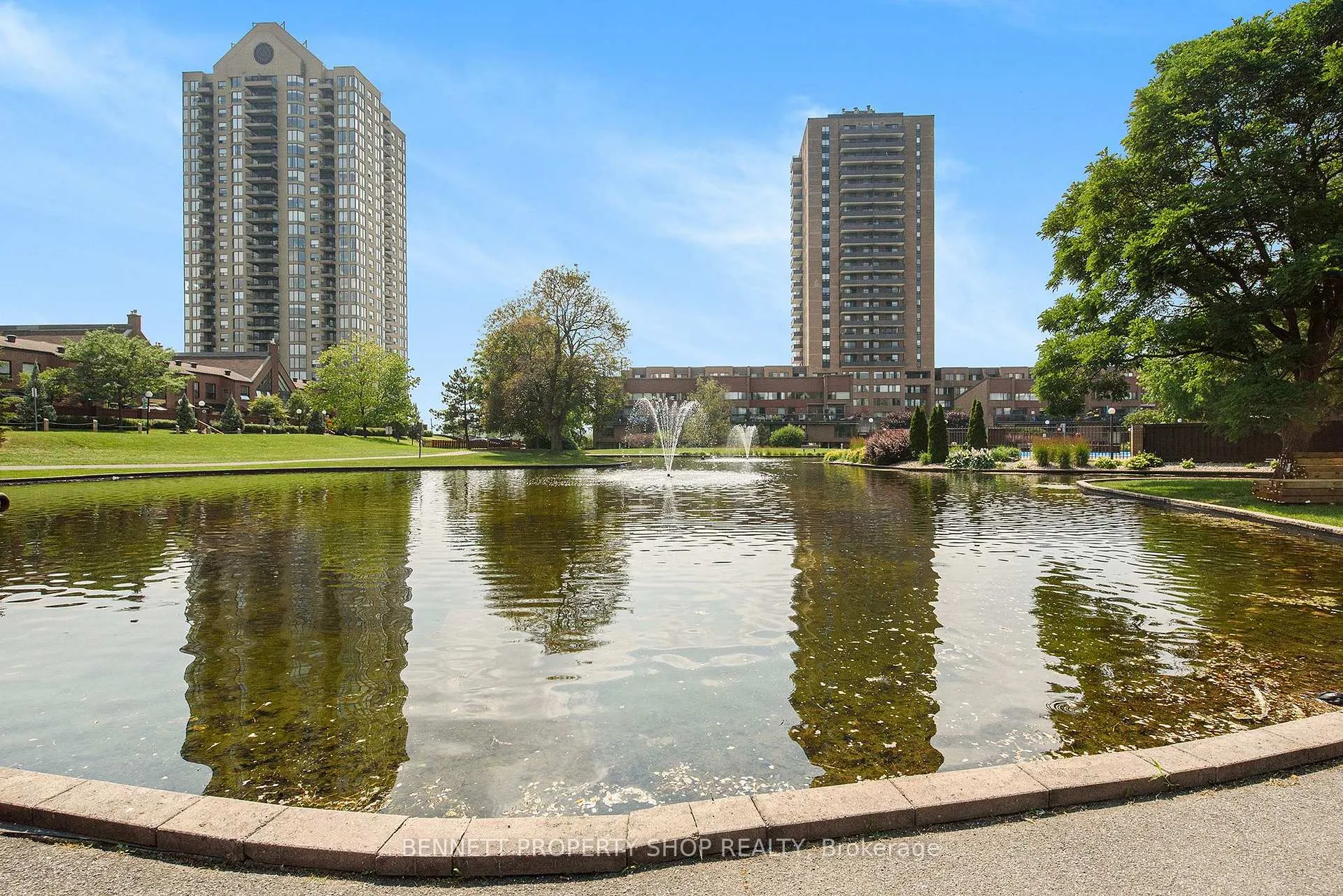 Photo 18 of Unit 1402, 505 St Laurent Boulevard, Ottawa, Viscount Alexander Park — HOMEH