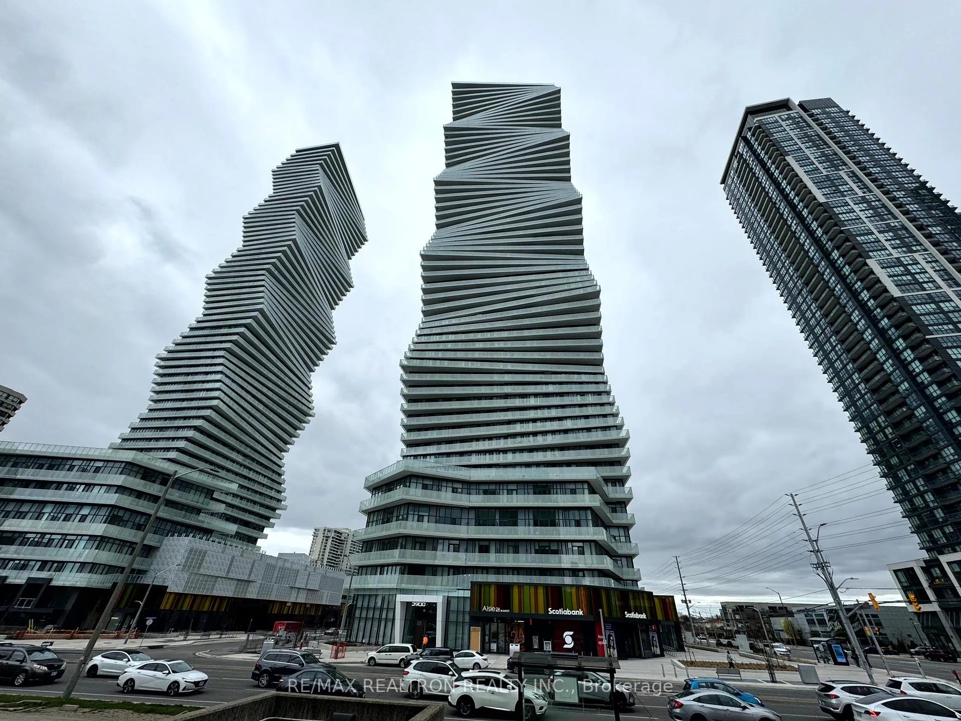 Front of Unit 1401, 3900 Confederation Parkway