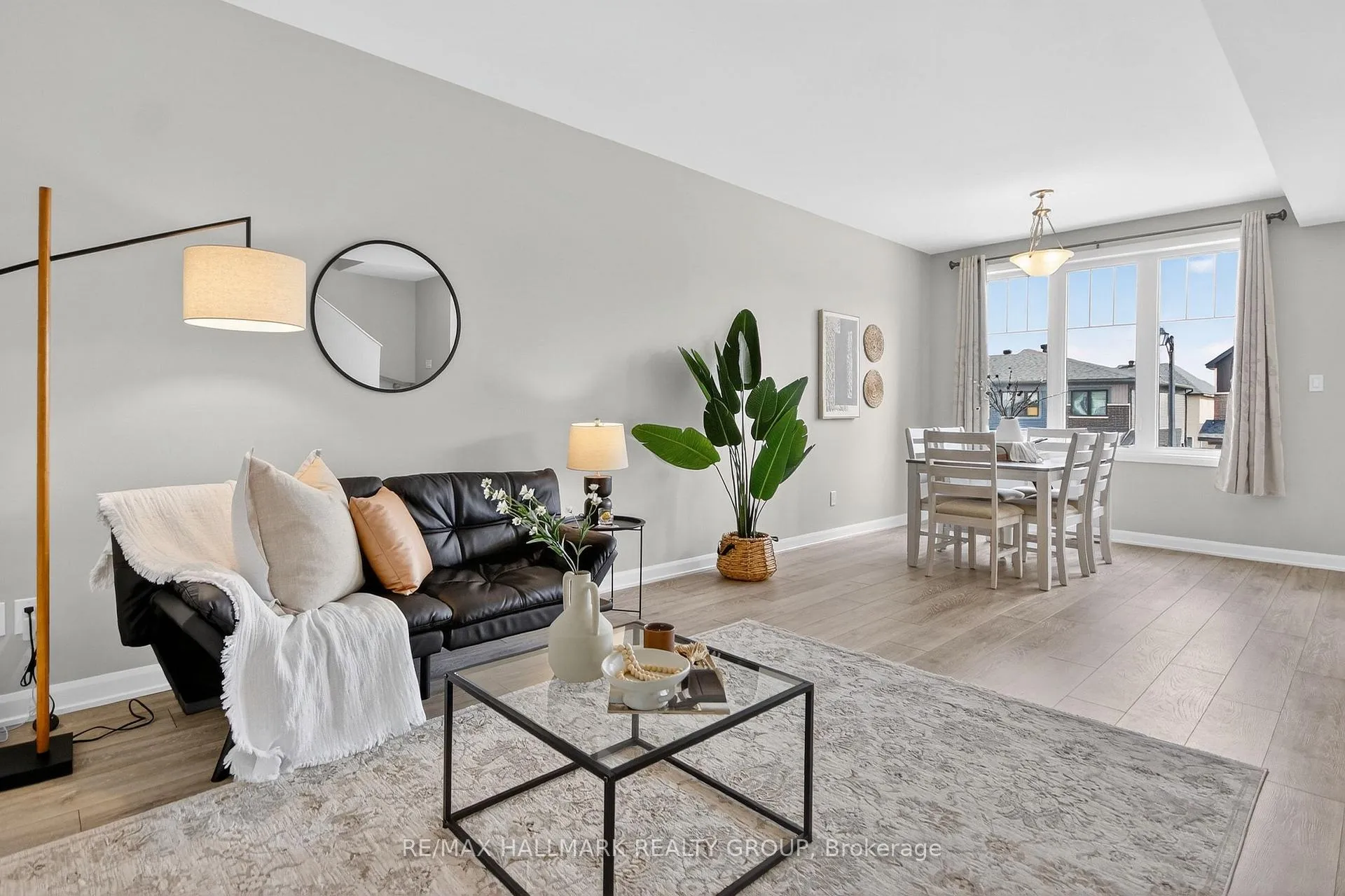 Photo 6 of 58 Teelin Circle, Ottawa, Barrhaven - Half Moon Bay — HOMEH
