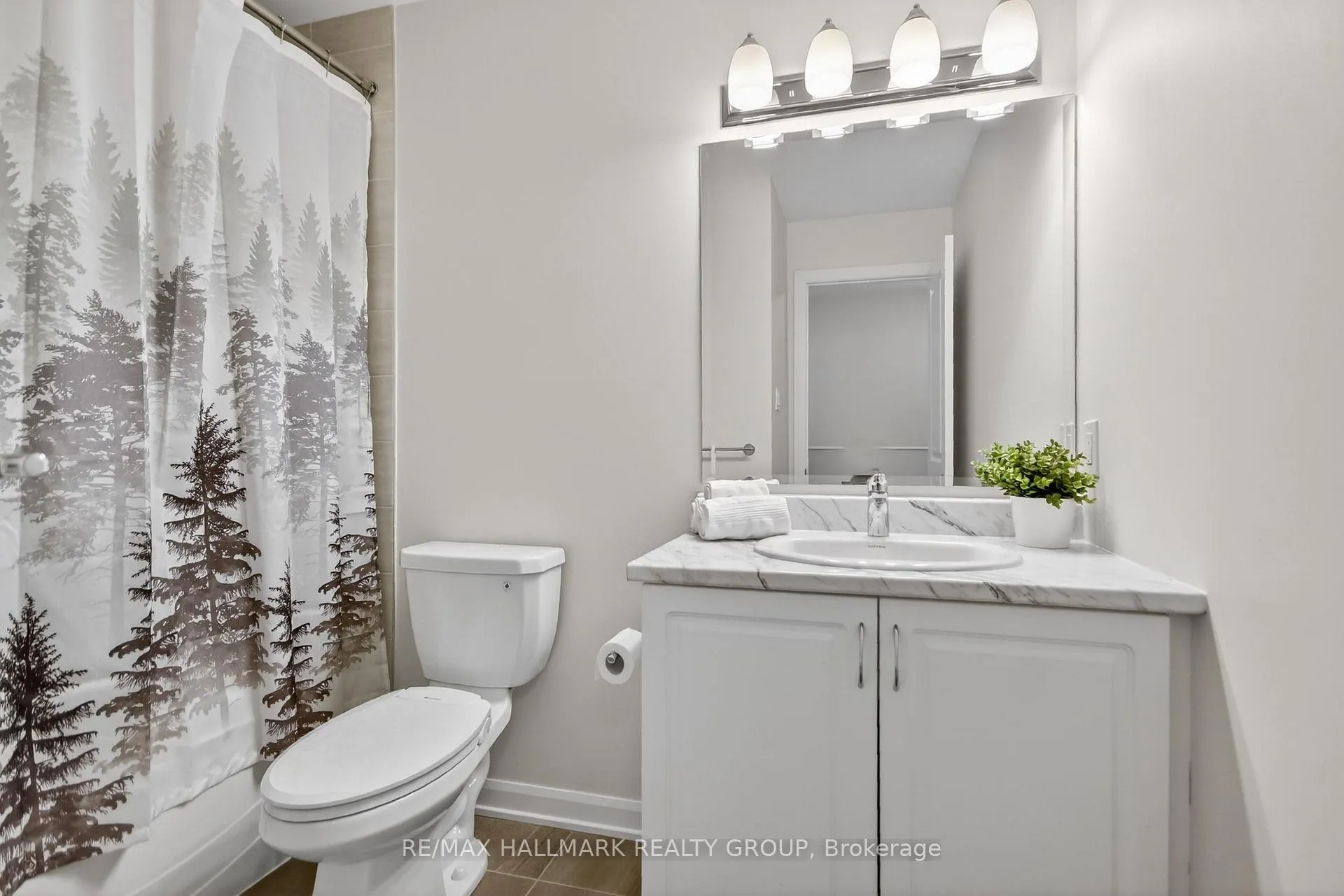 Photo 16 of 58 Teelin Circle, Ottawa, Barrhaven - Half Moon Bay — HOMEH